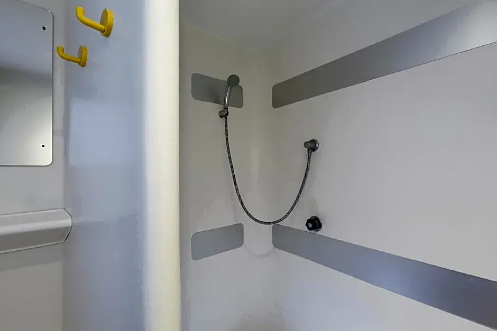 hotelF1 Calais Coquelles