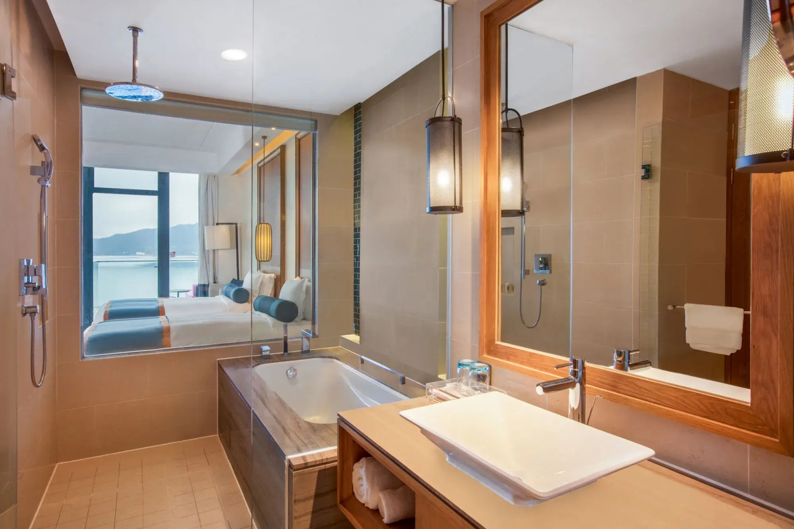 Crowne Plaza Huangshan Taiping Lake