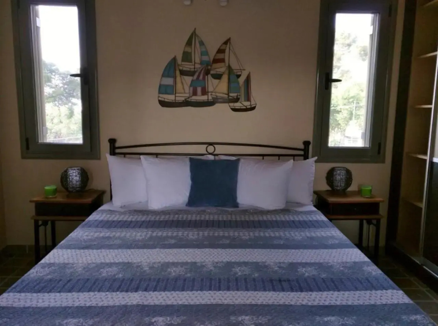 Maniata Holiday Apartments