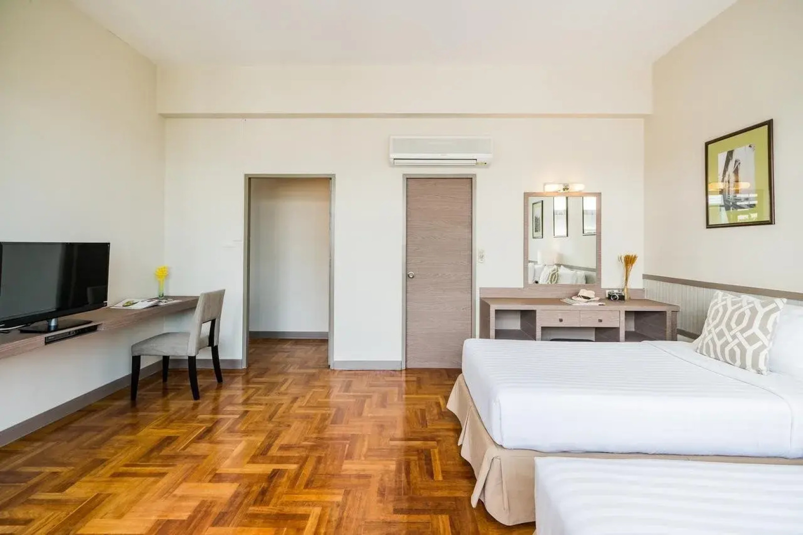 Asoke Residence Sukhumvit by UHG