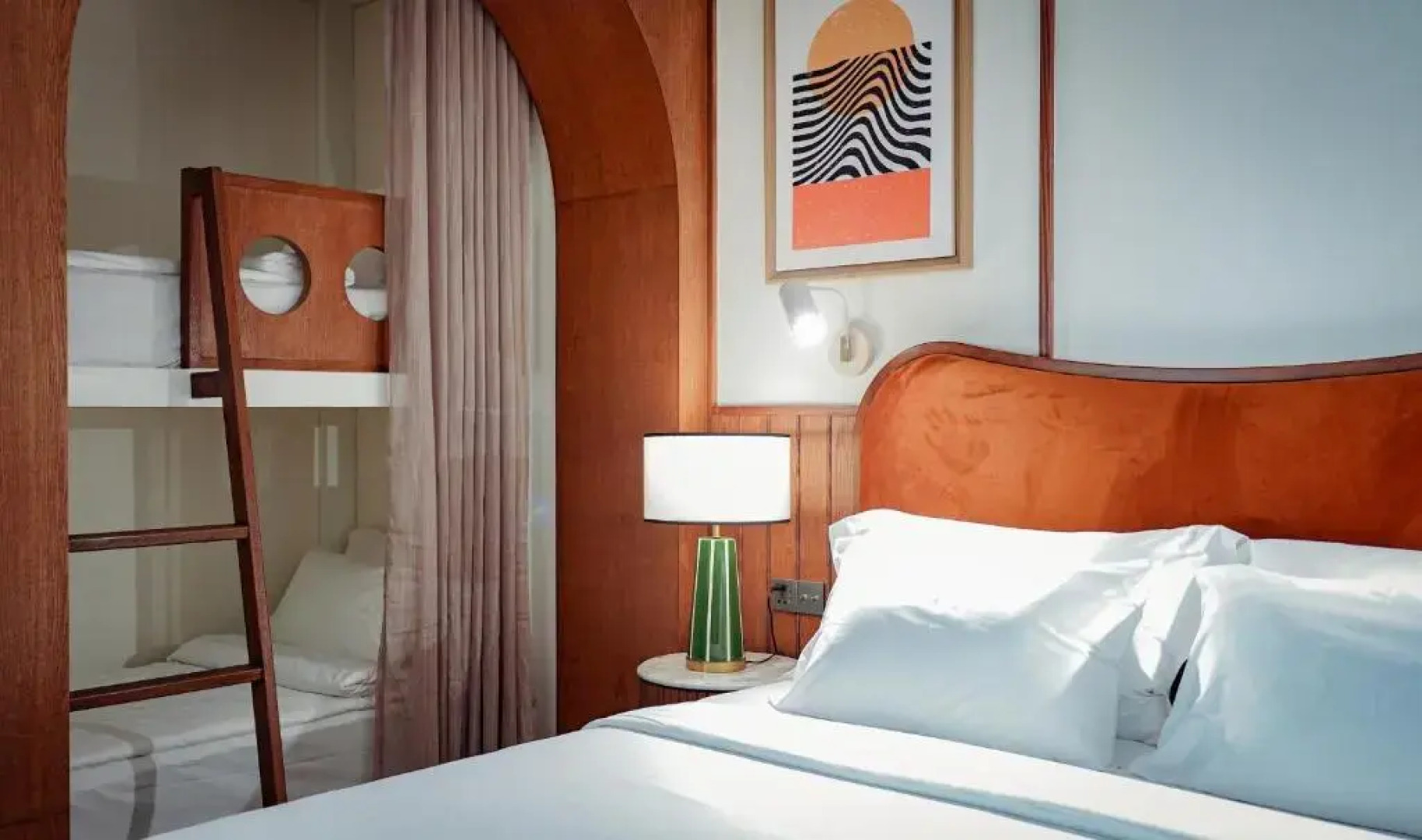 Sugar Marina POP, Kata Beach