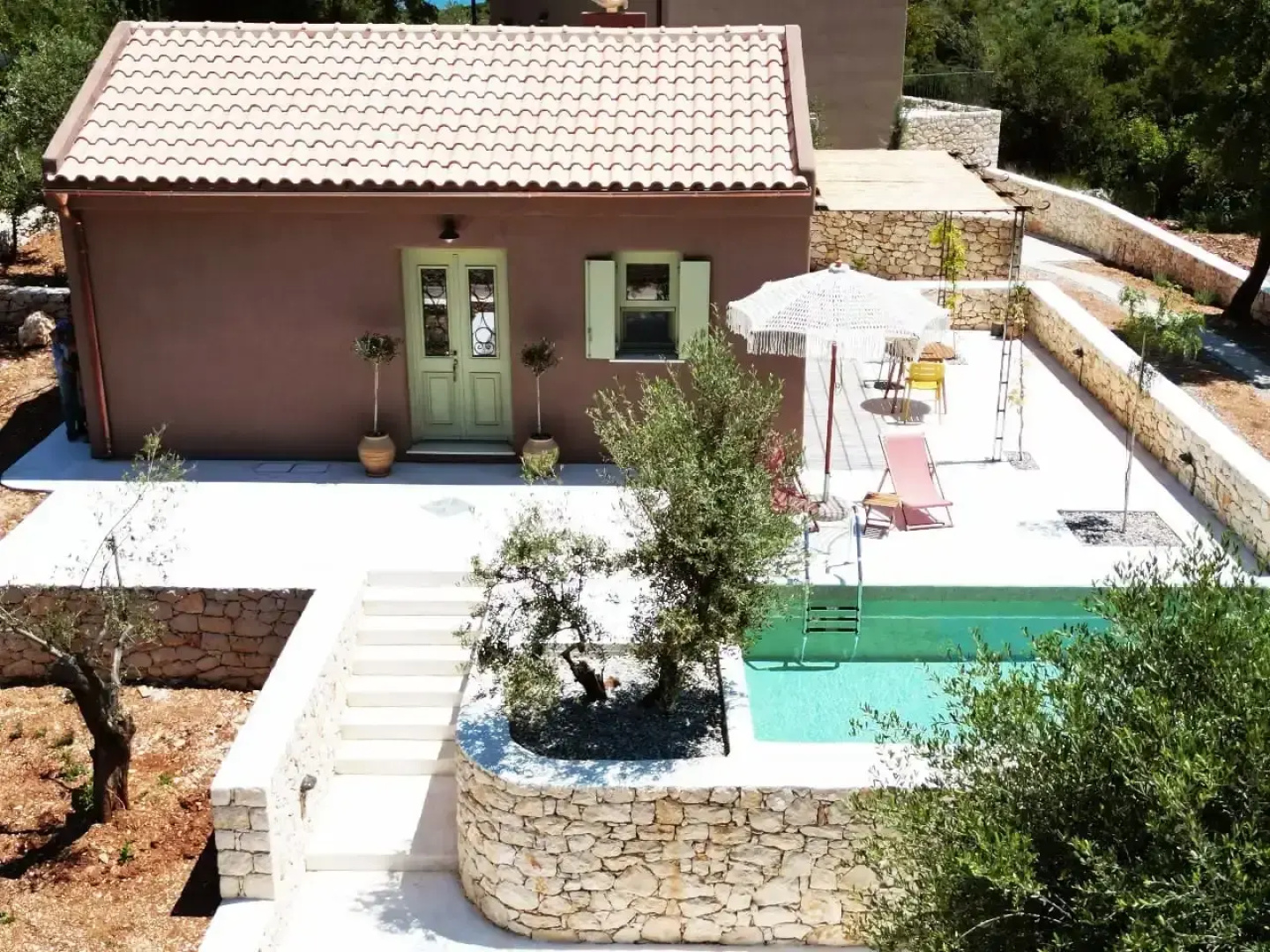 Rock n' Olive Villas