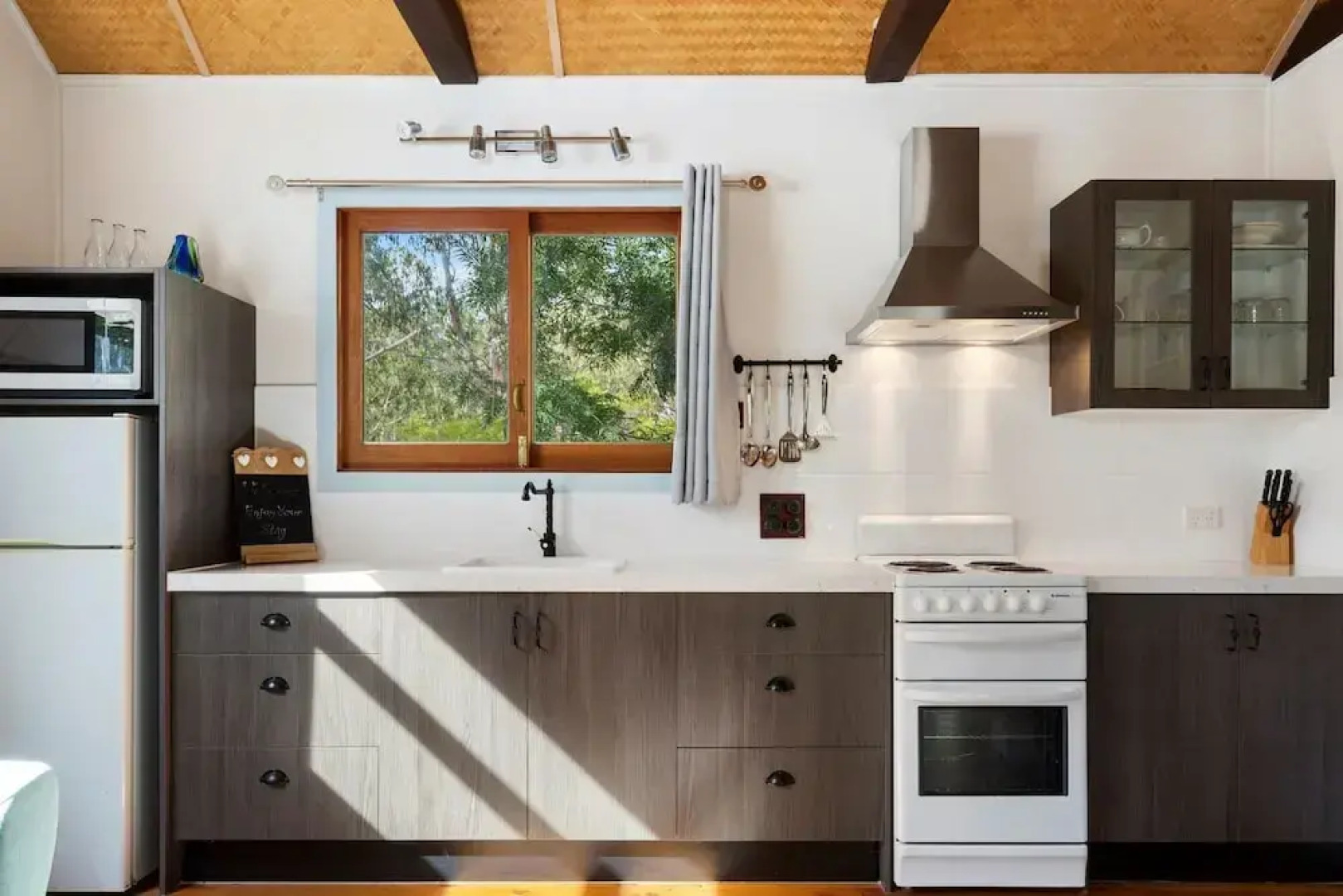 Barney Creek Vineyard Cottages