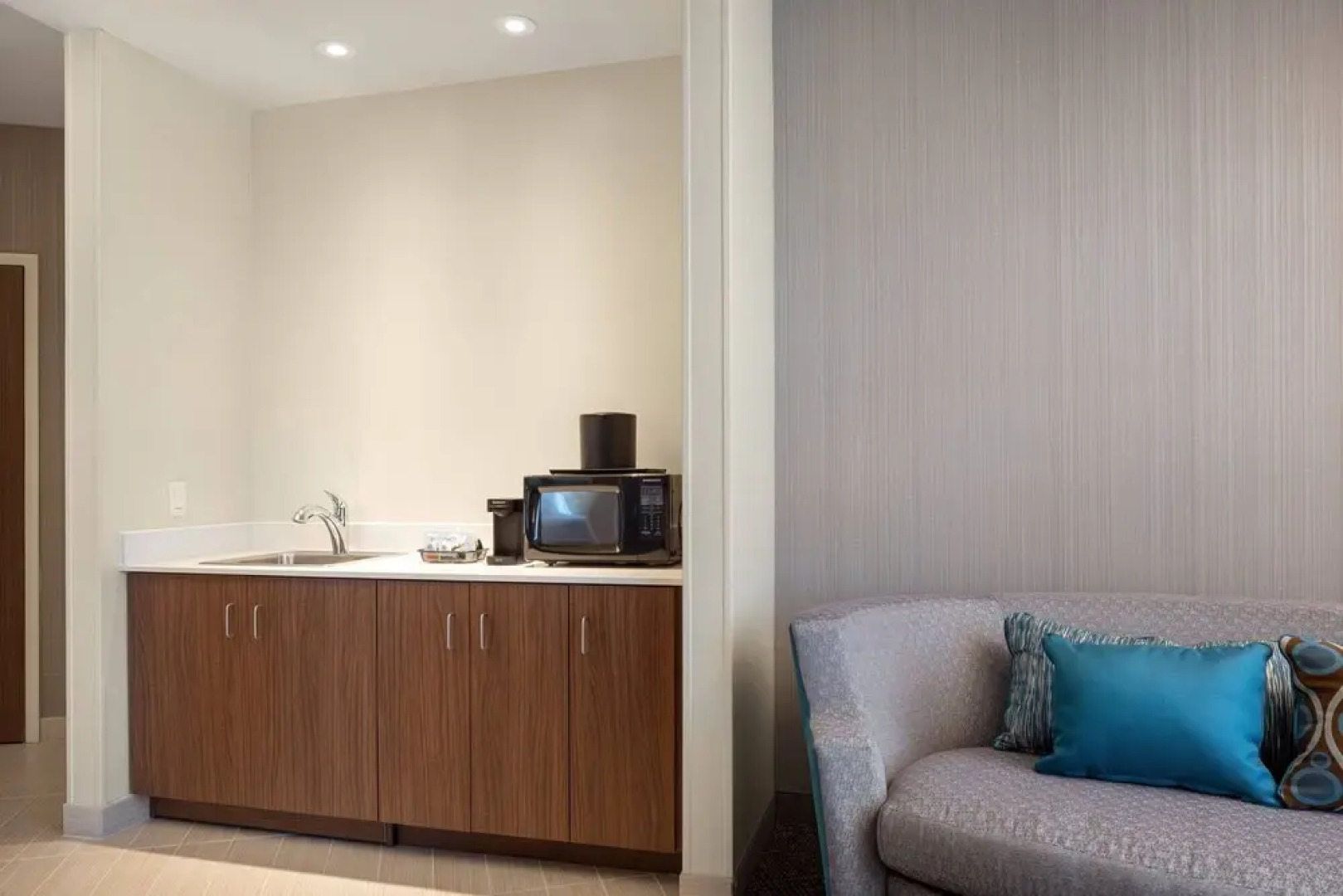 Courtyard Petaluma Sonoma County