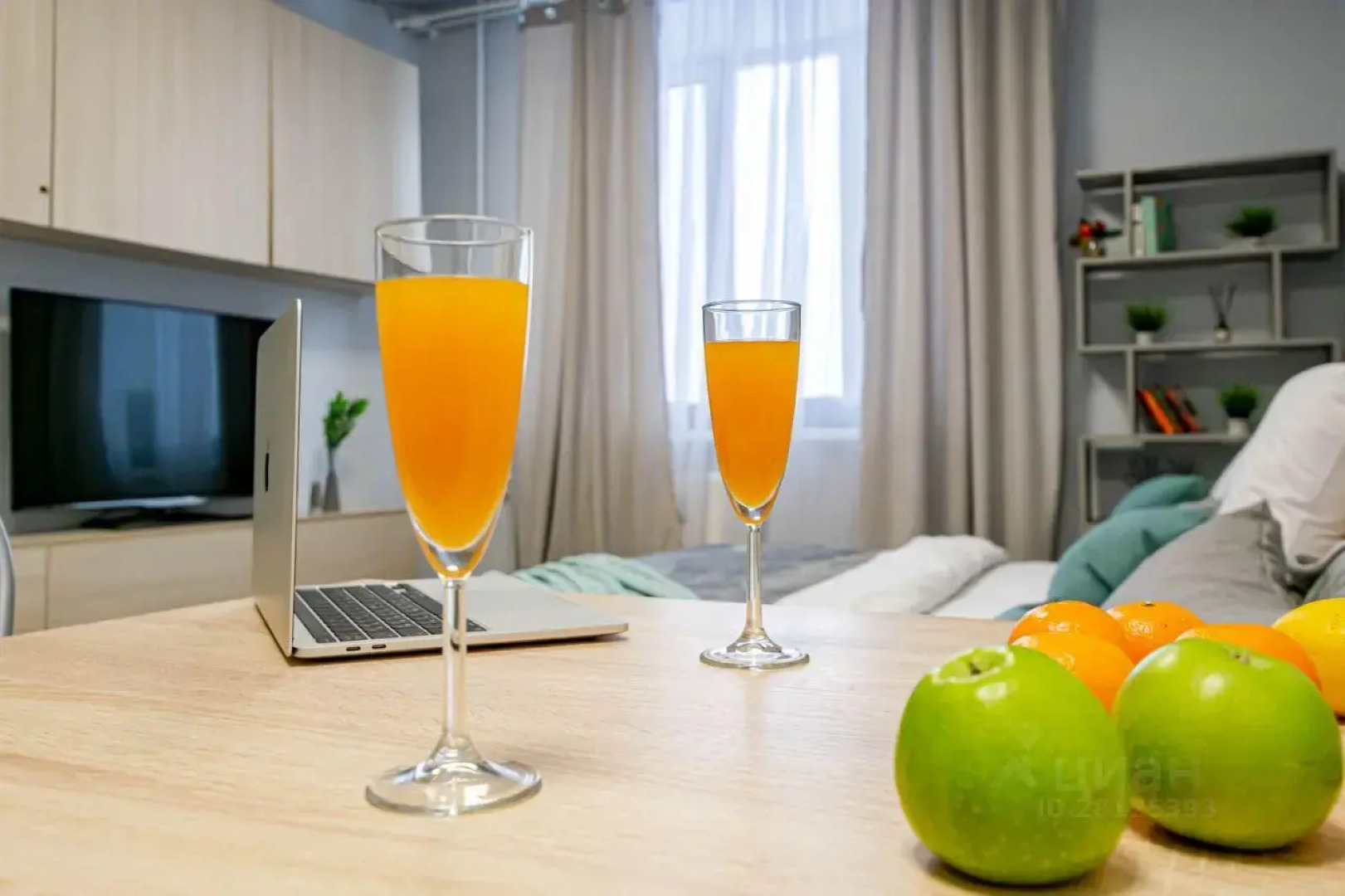 Cosmos (Космос) на улице Куйбышева