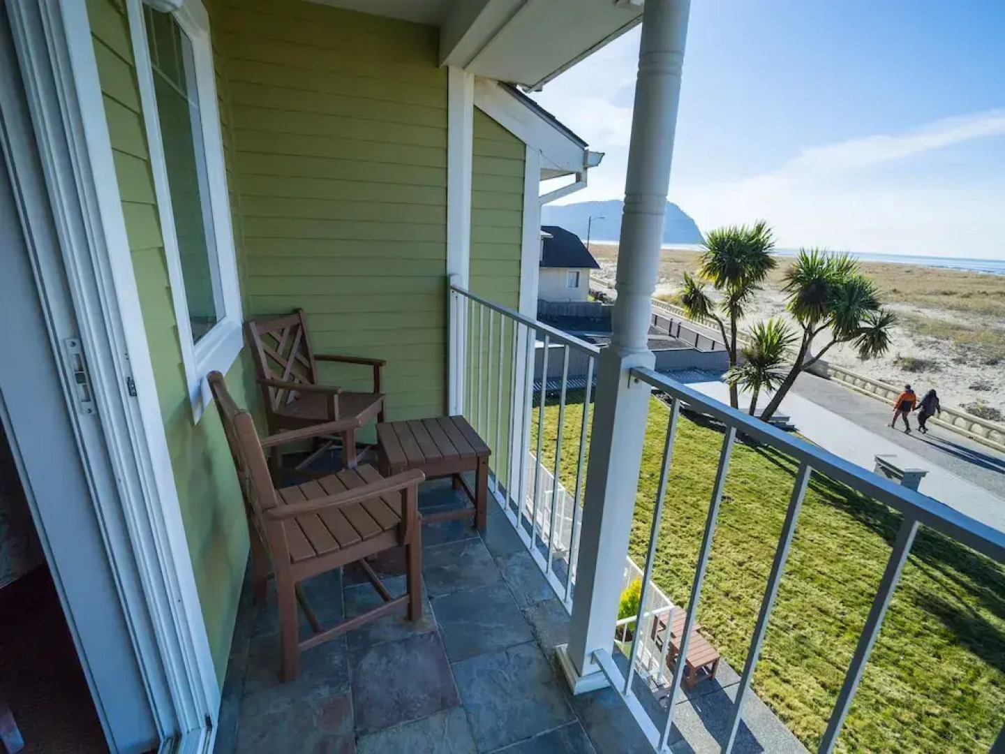 Inn of the Four Winds Oceanfront Seaside