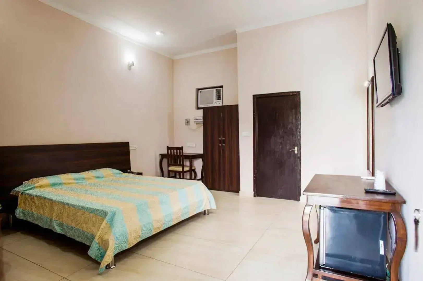 Gulmohar Sariska Resort