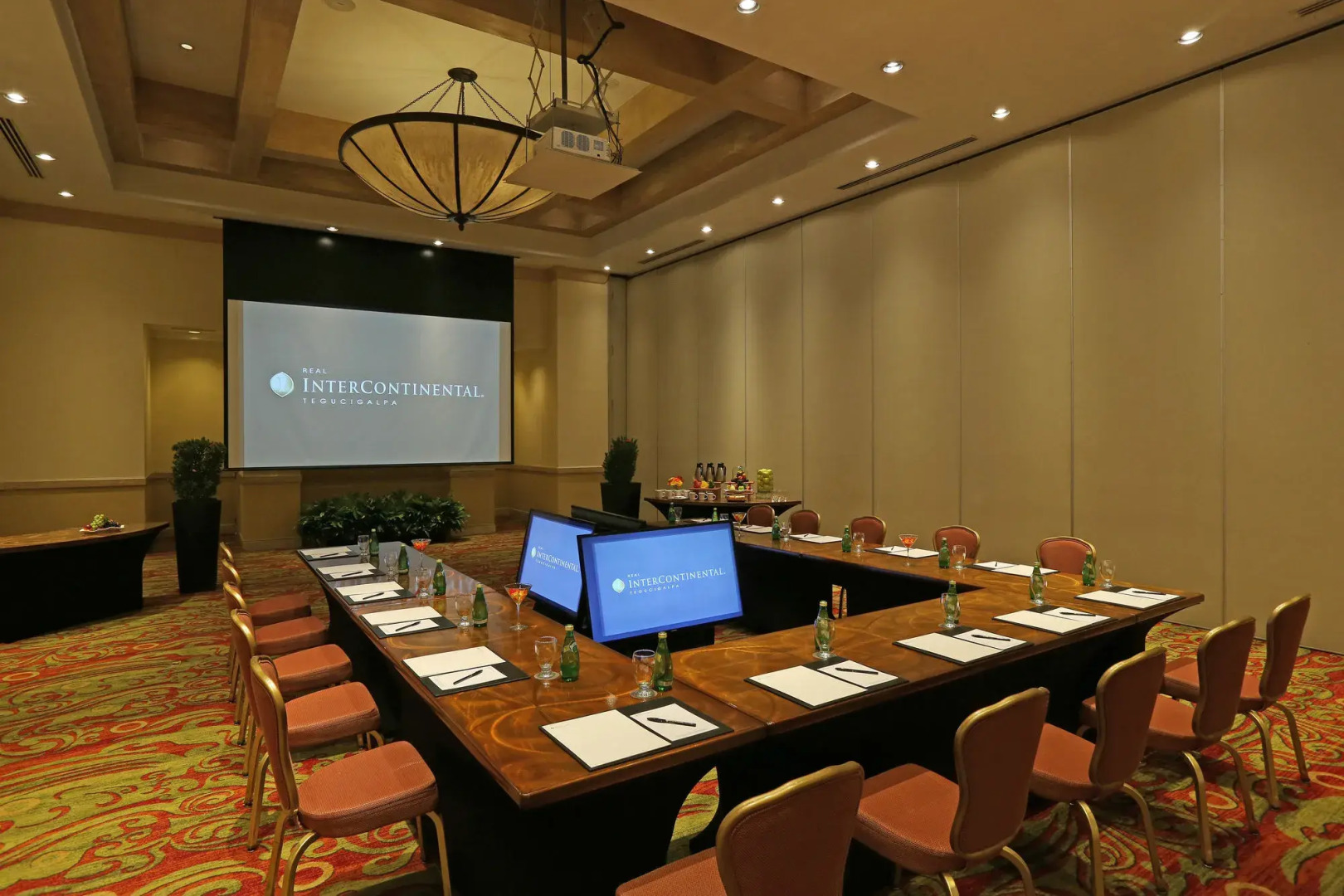 InterContinental Tegucigalpa at Multiplaza Mall by IHG