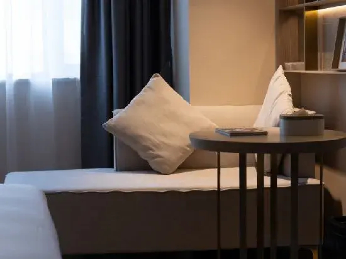 Yishang Plus Hotel (Haikou Friendship Sunshine City Guomao Center Branch)