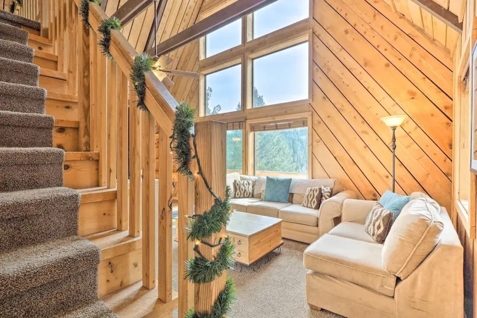 Pet-friendly Duck Creek Village Cabin w/ Fire Pit!