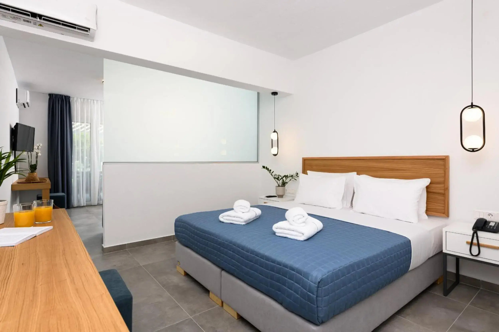 Aethria Hotel