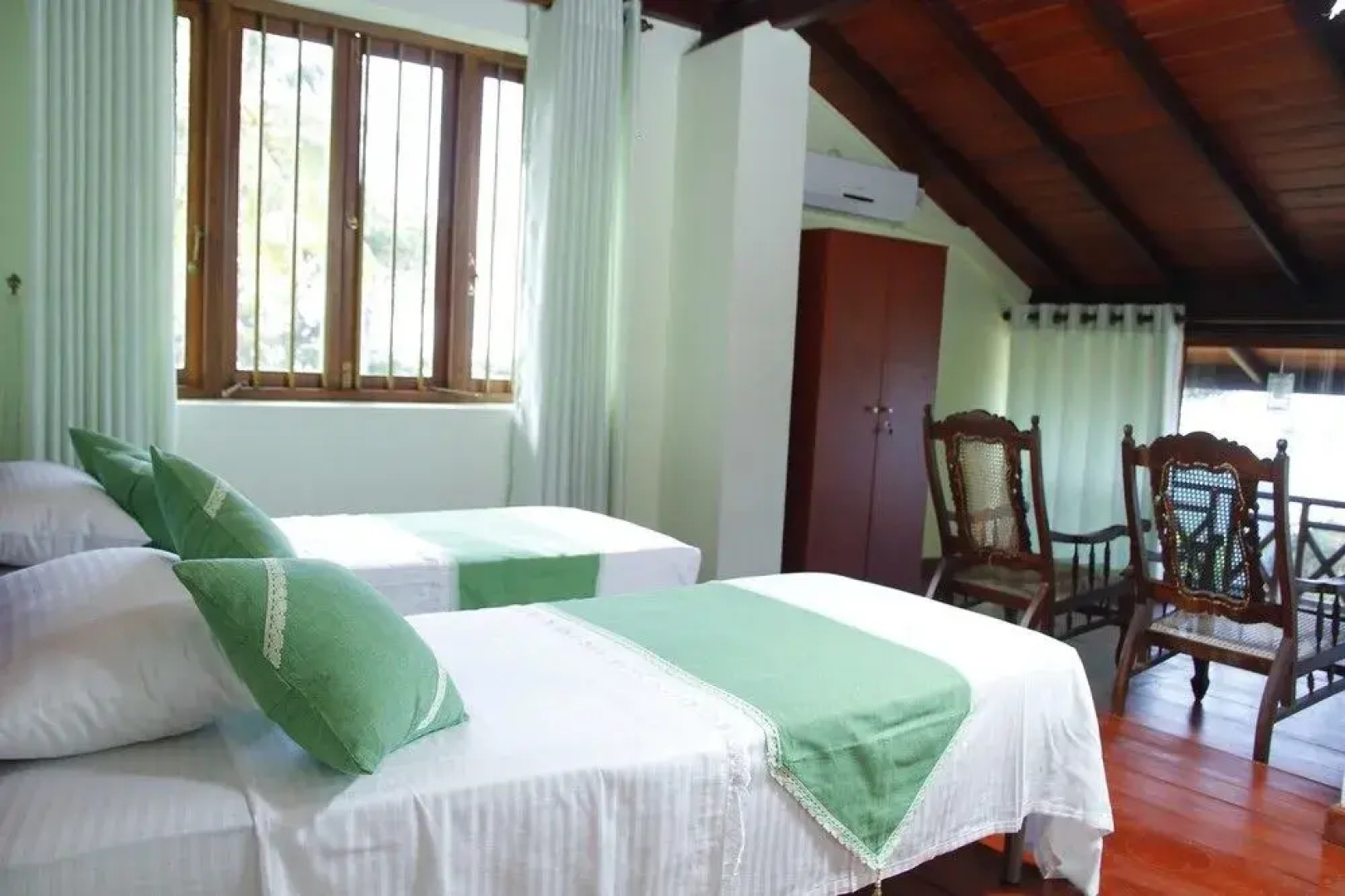Acquabey Surf Villa