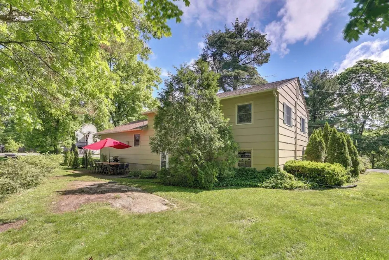 Charming Highland Falls Home < 2 Mi to West Point!