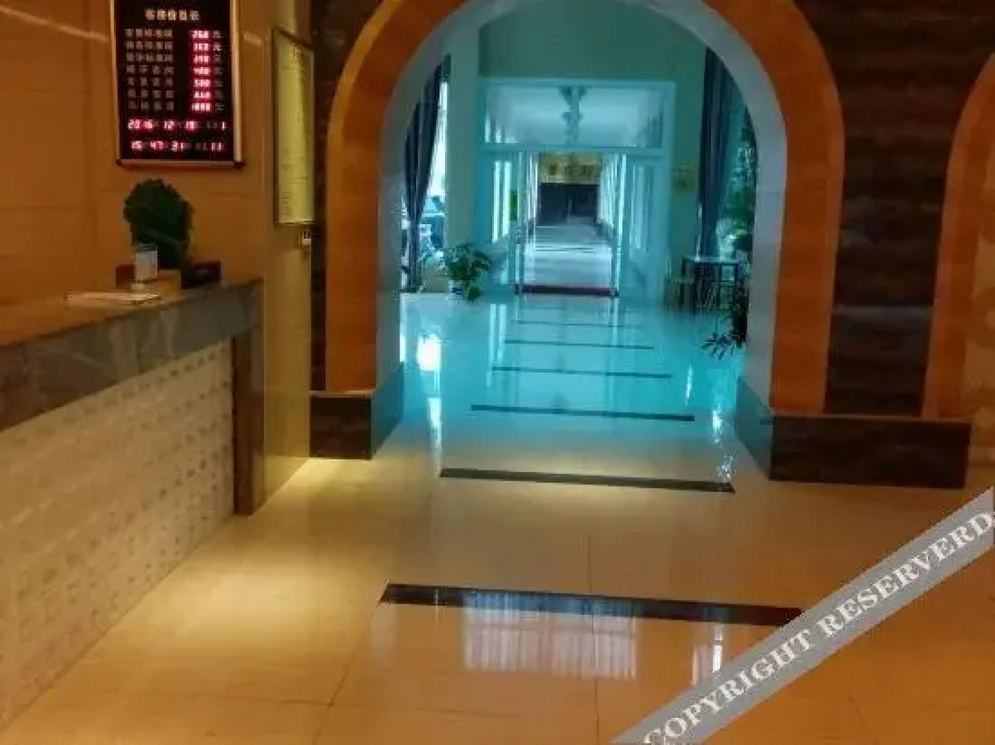 Qianjiang Jiayu Garden Hotel