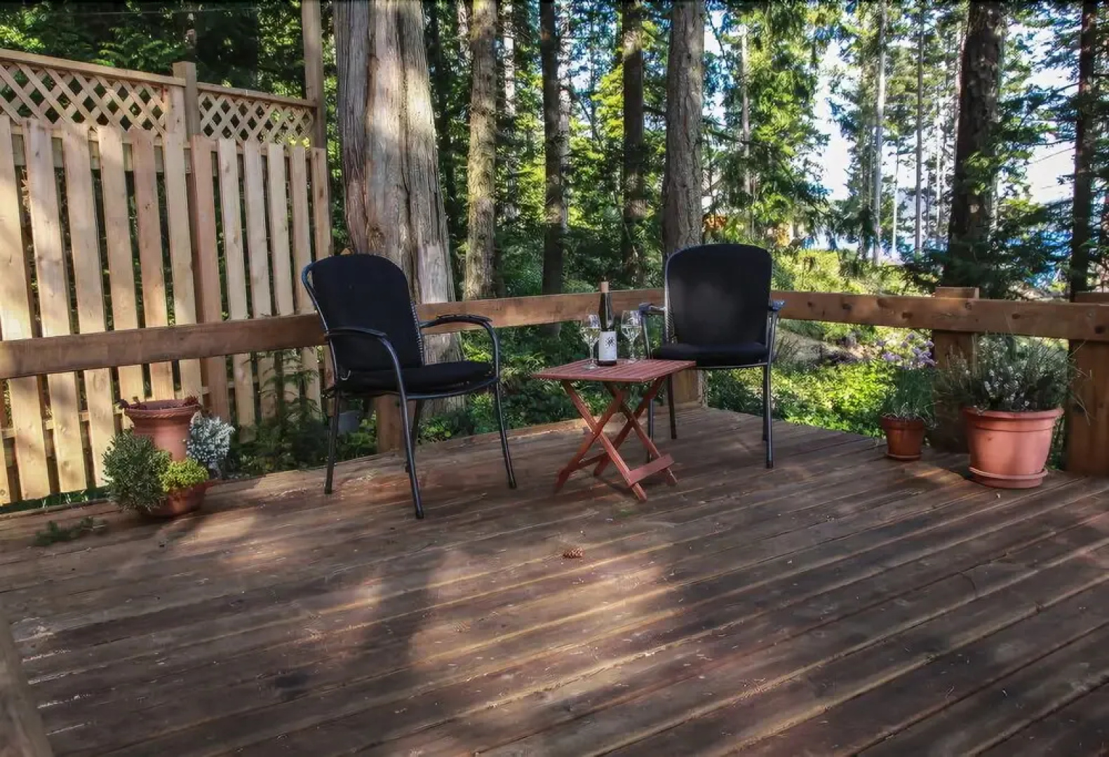 Salmonberry Inn