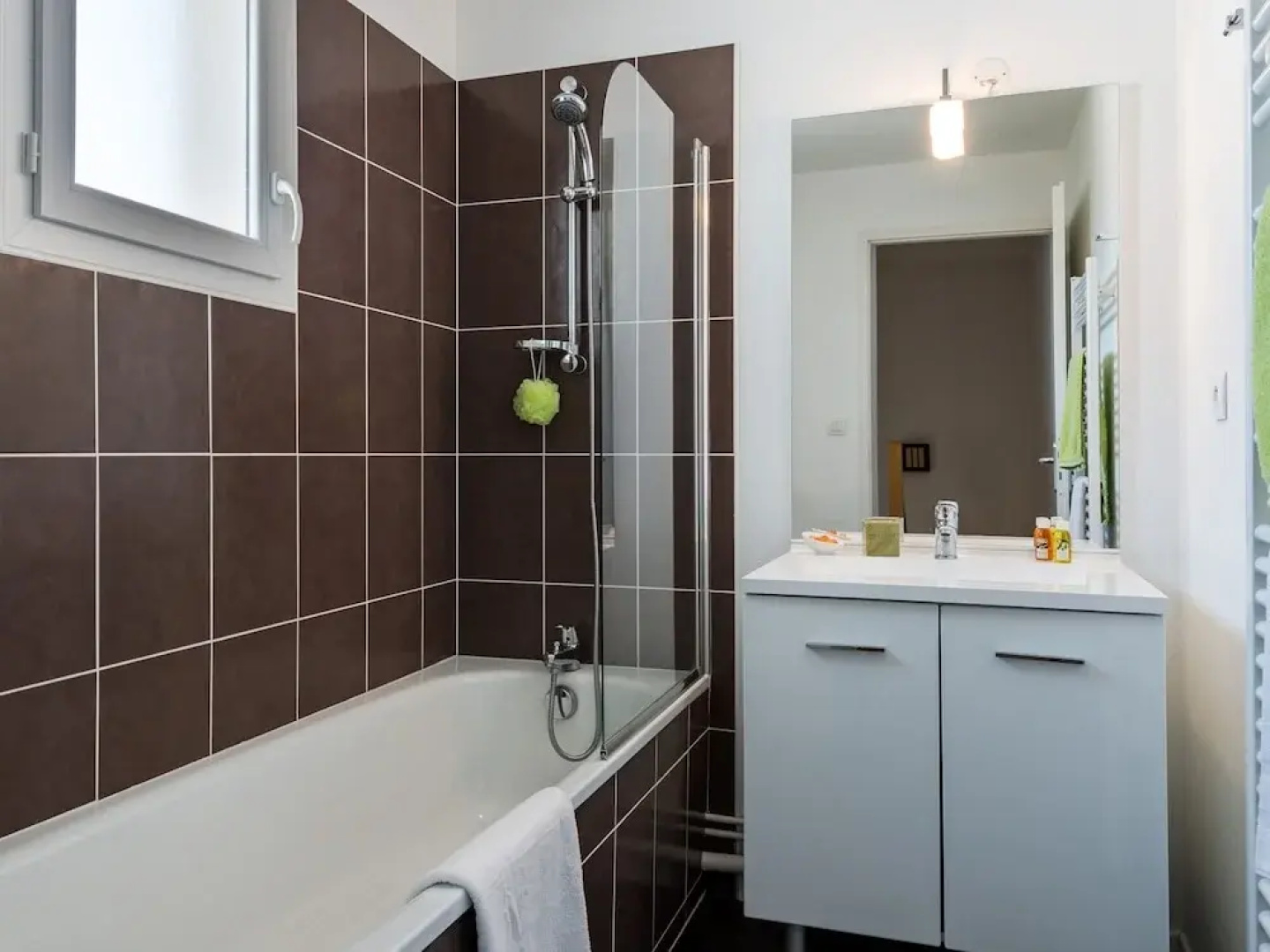 Well-kept Apartment, With Dishwasher, 7 km. From the Beach