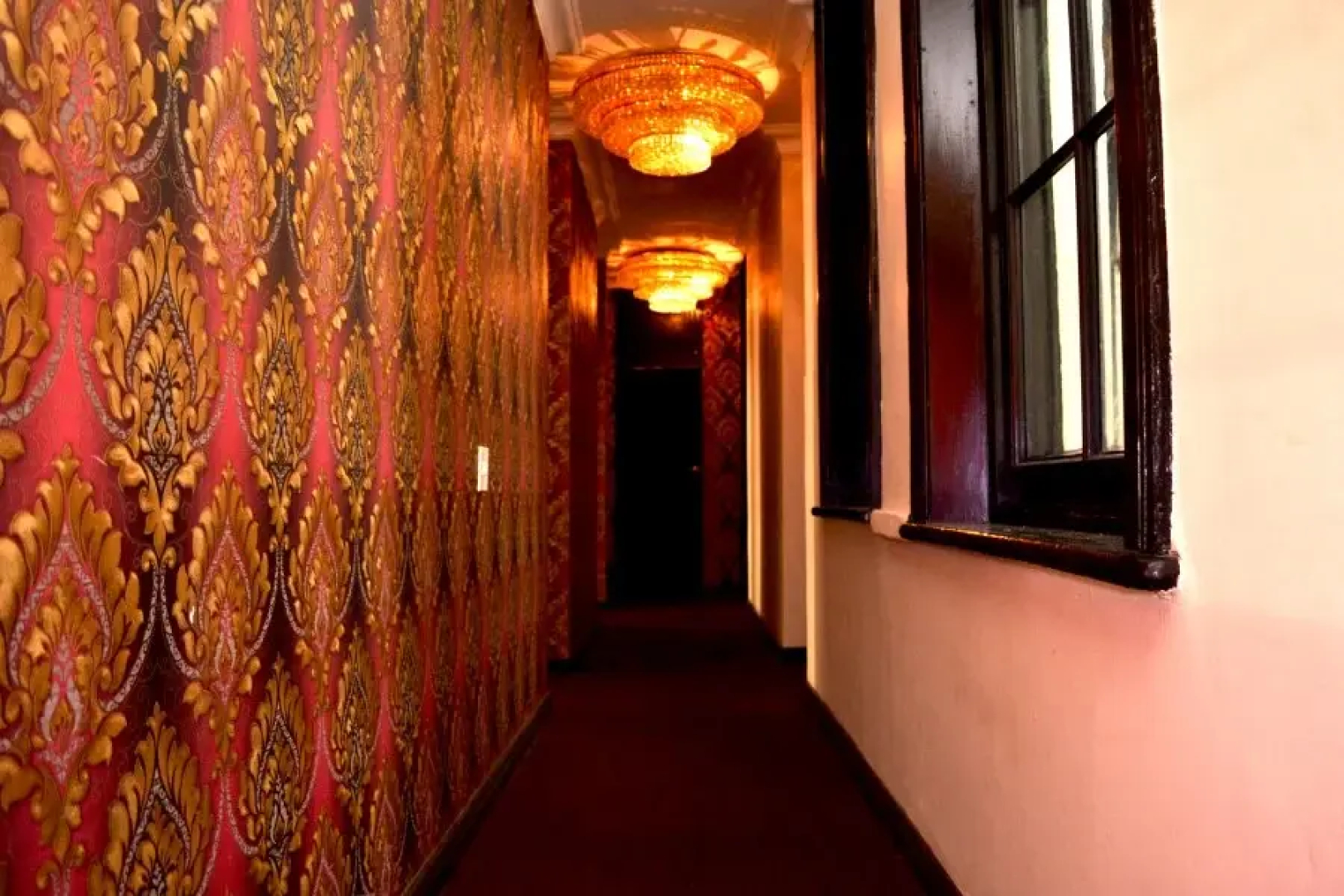 Kings in Cape Hotel