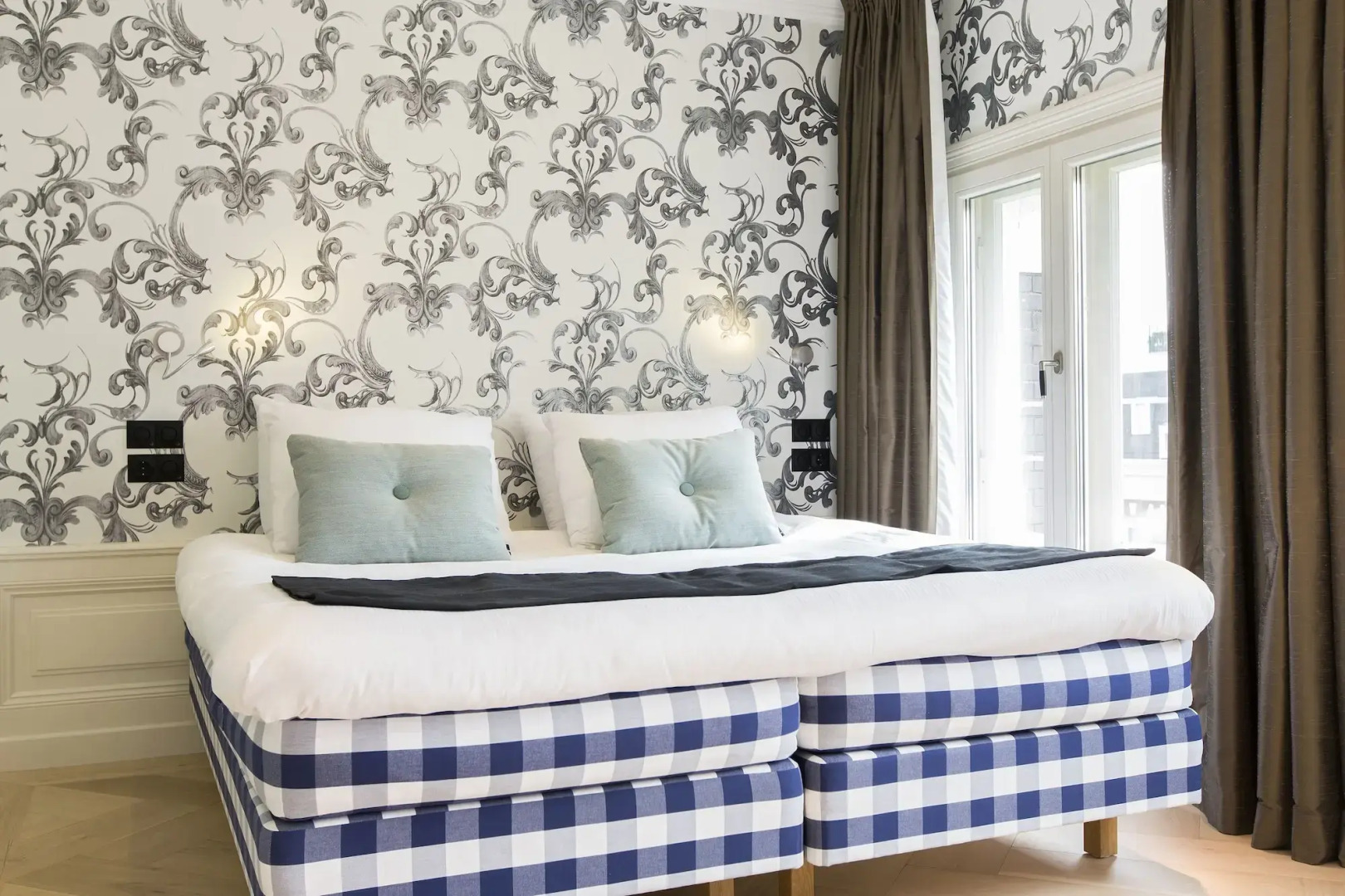 The Amsterdam Canal Hotel