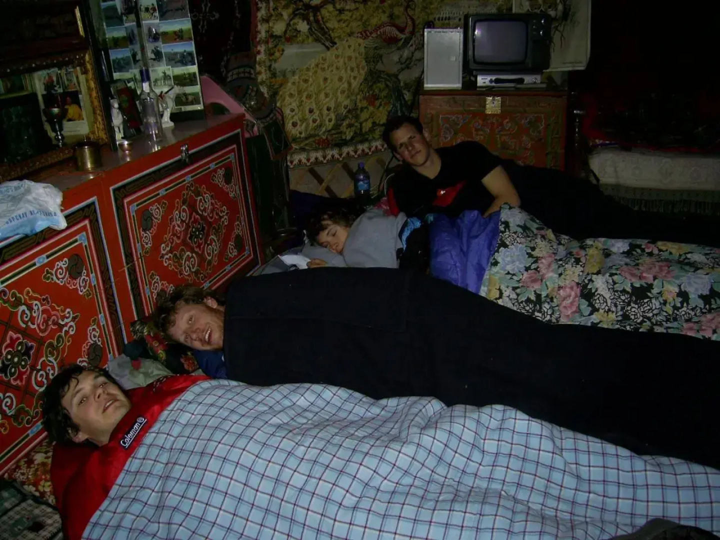 Golden Gobi Guesthouse & Tour