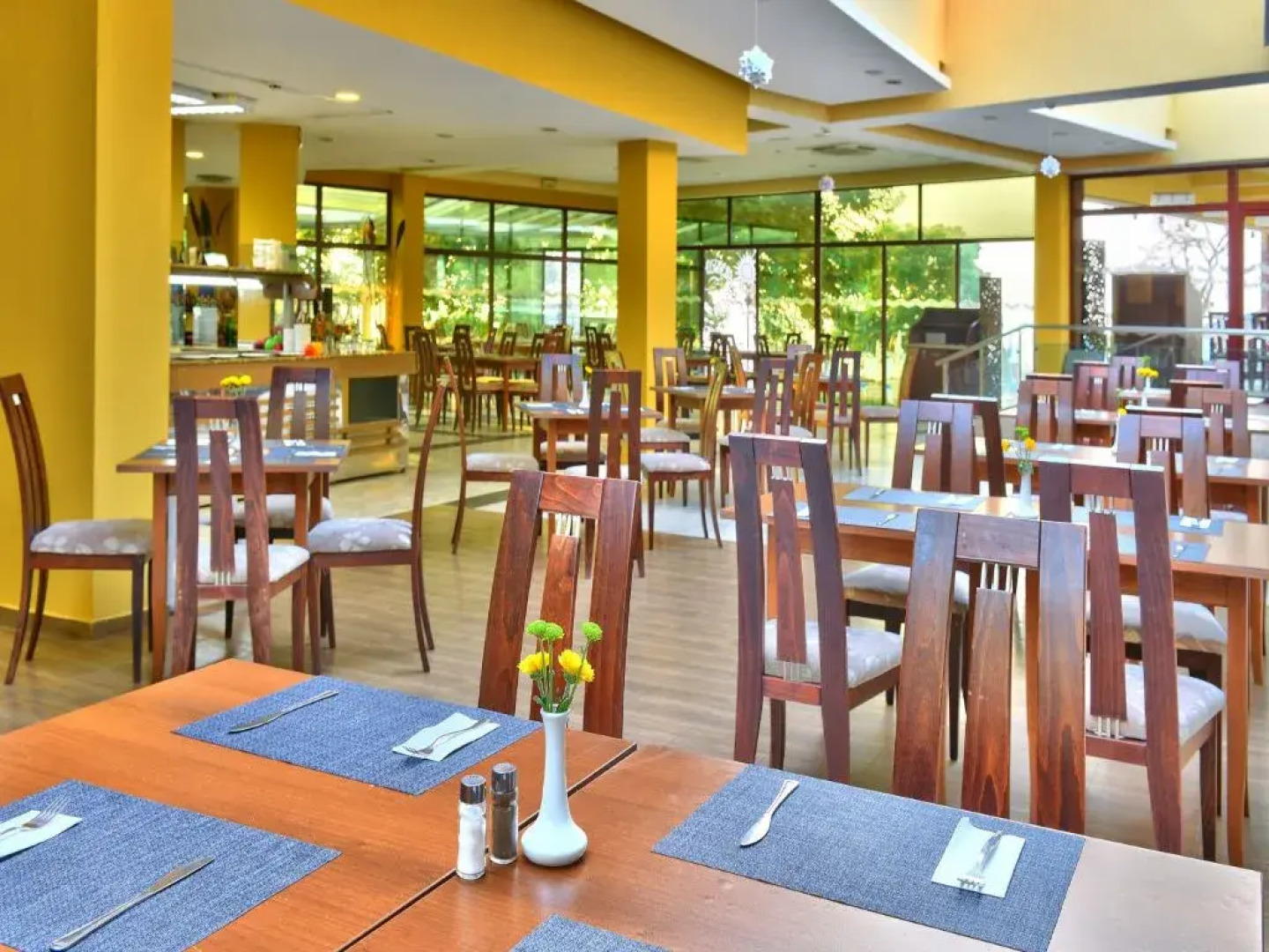 Arabella Beach Hotel