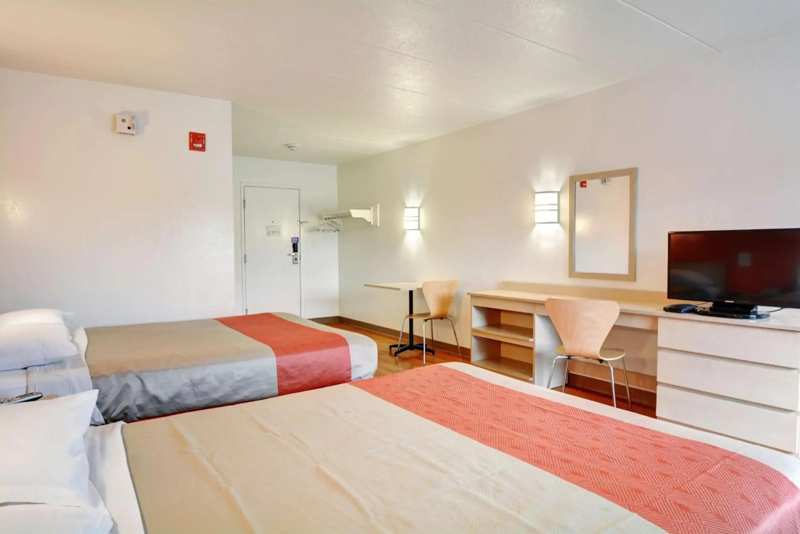 Motel 6 Seekonk, MA - Providence East