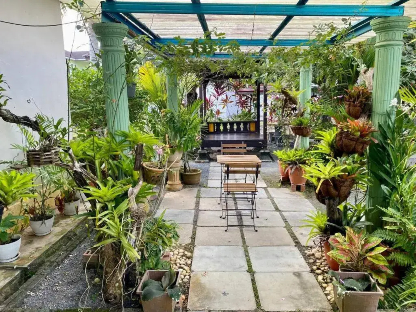 Nur Jannah Roomstay - Islam Only