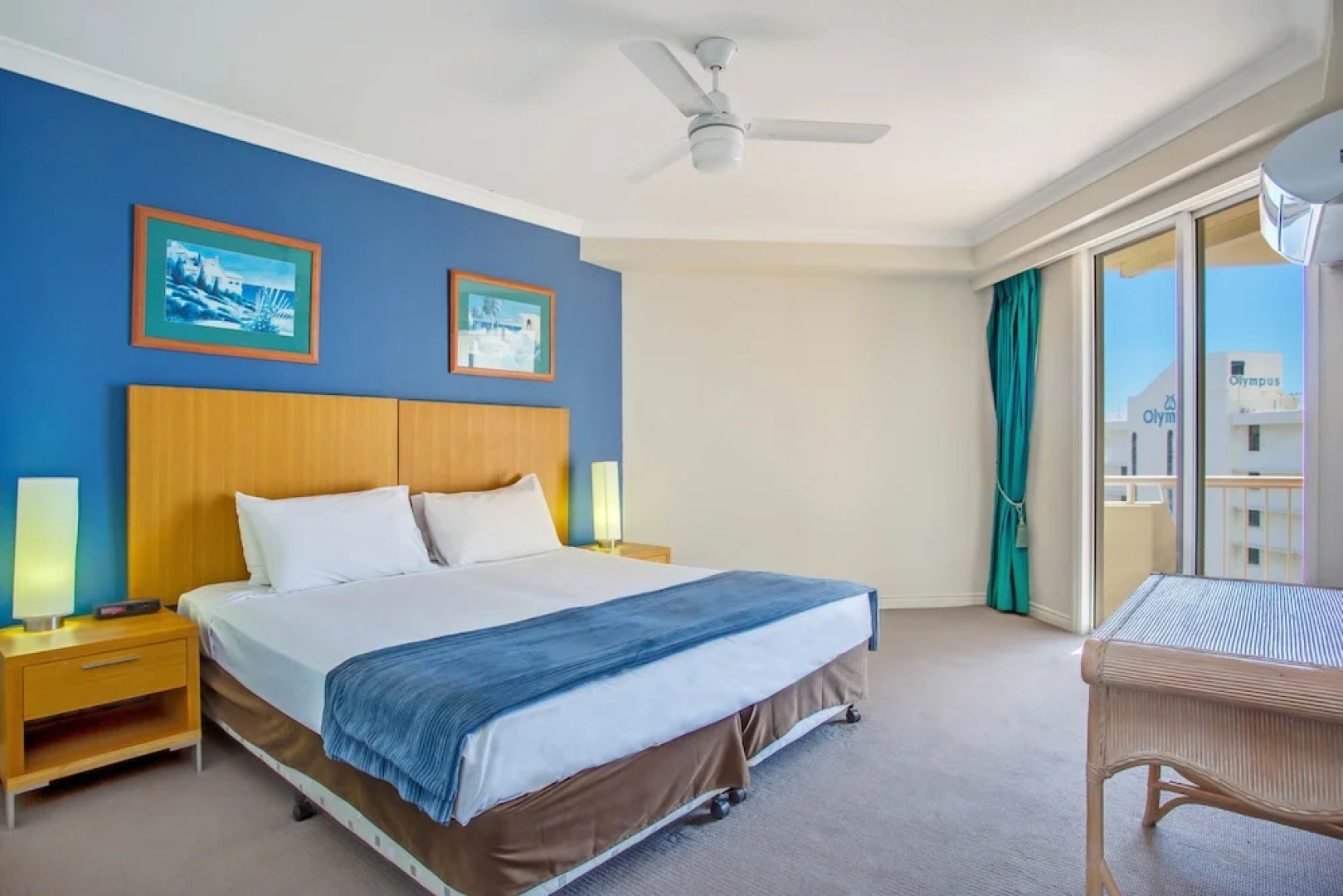 Soul Surfers Paradise 3 Bedroom Beach Apartment