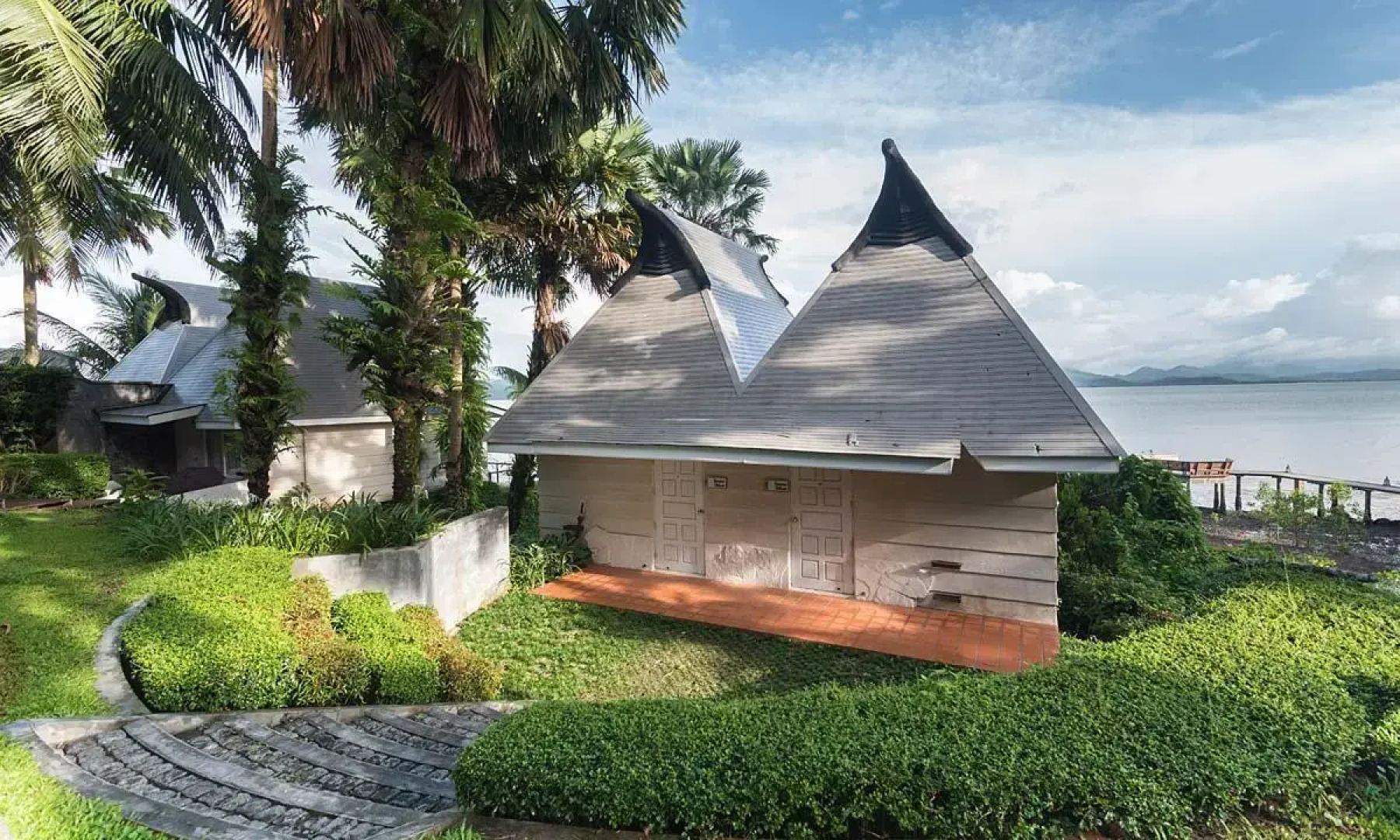 The Blue Sky Resort Ranong