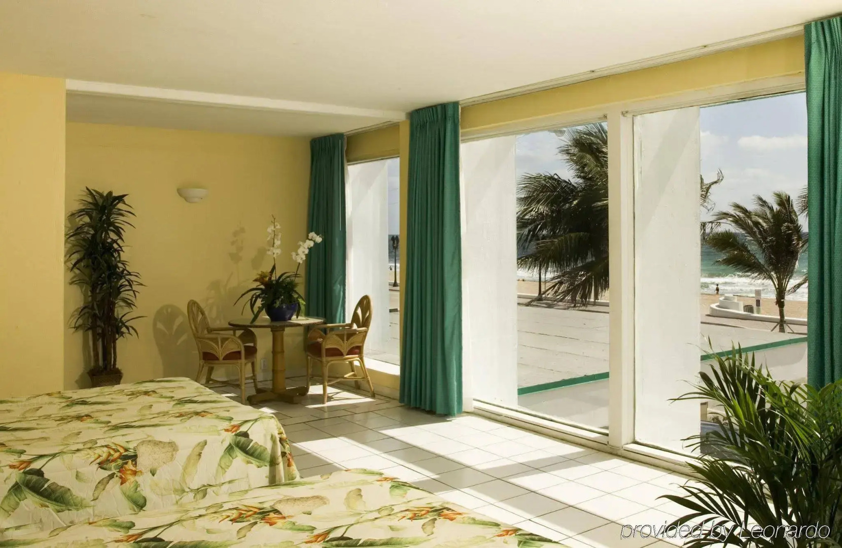 Tropic Cay Beach Hotel