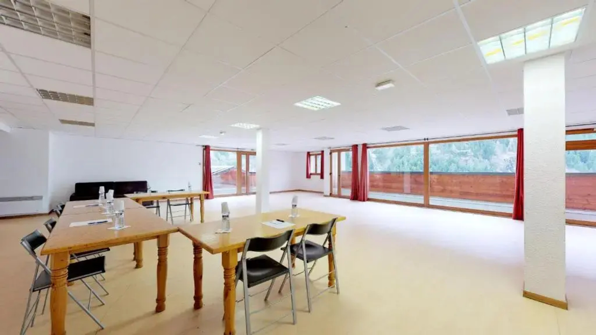 Le Hameau SPA & PISCINE appartement 2 pieces 6pers by Alpvision Residences