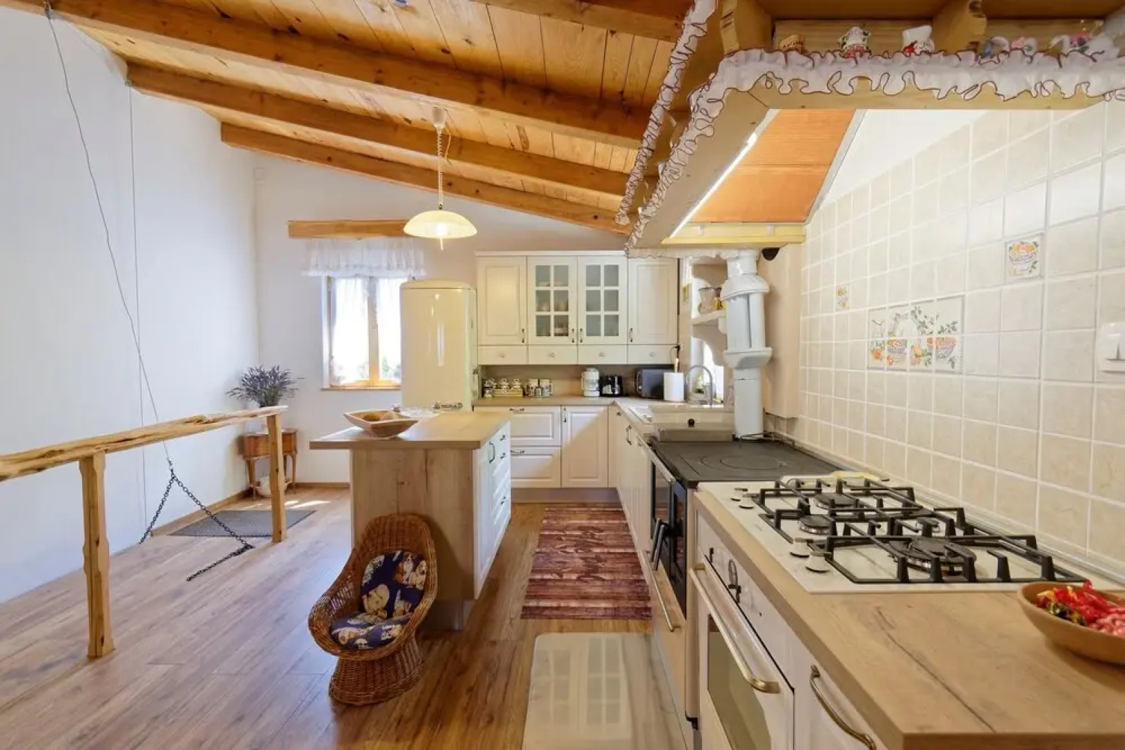 Casa Mira - Two Bedroom Holiday Home with Pool