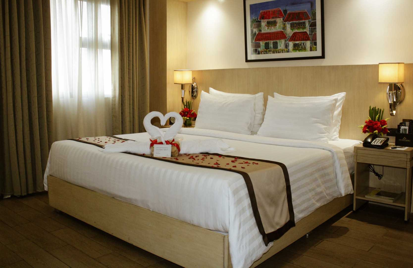 Golden Prince Hotel and Suites