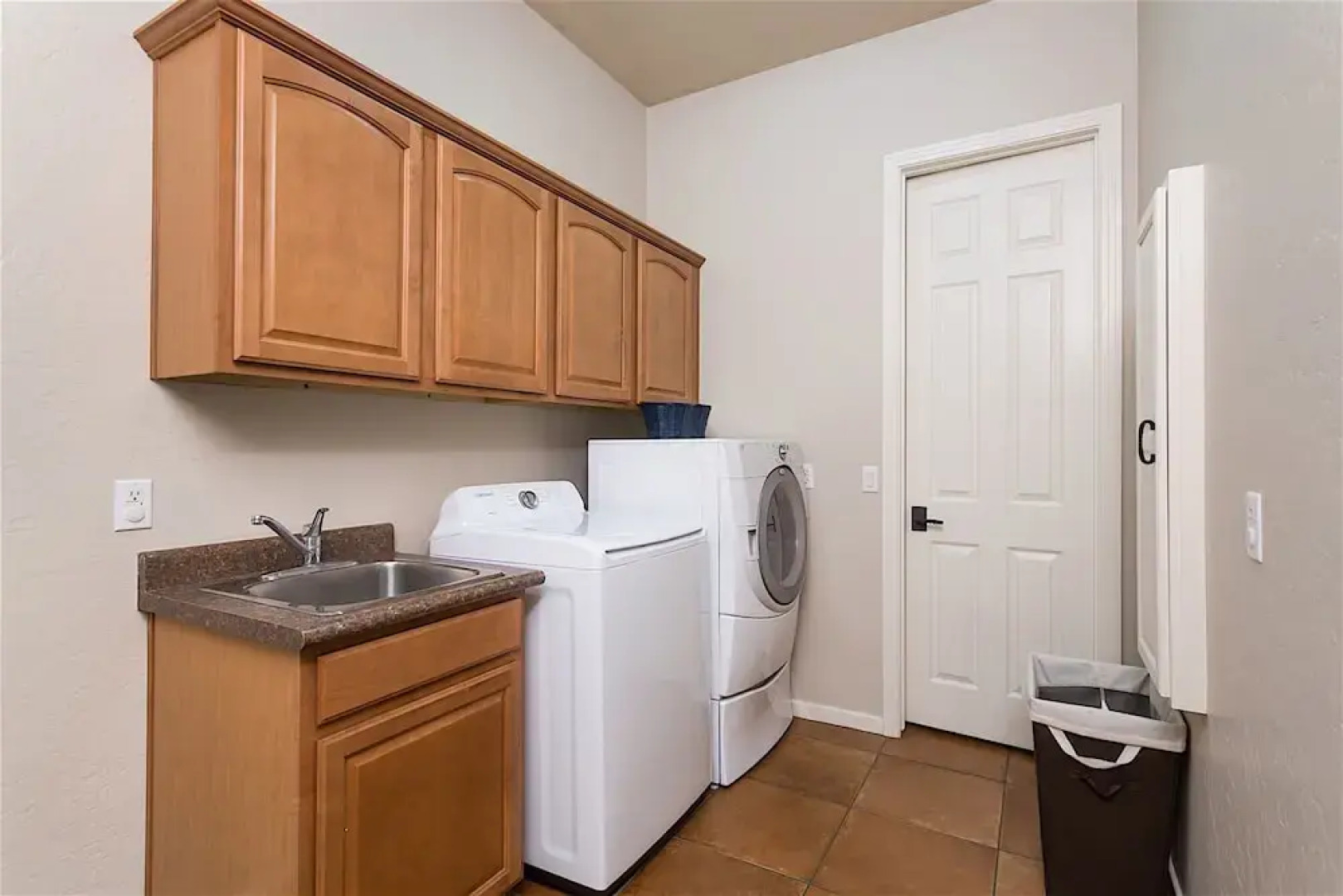 Palm Valley 4 BR by Casago