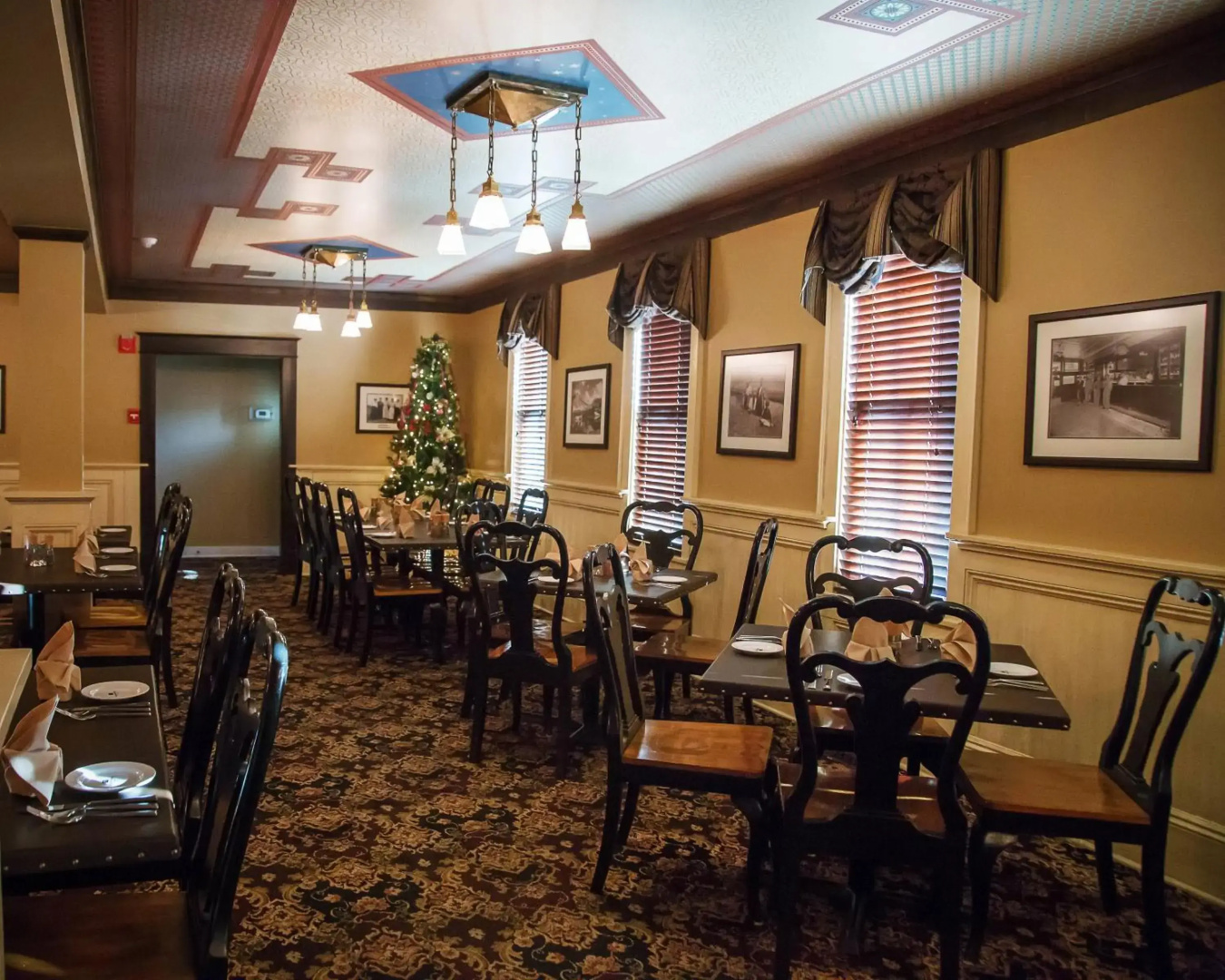 Sacajawea Hotel