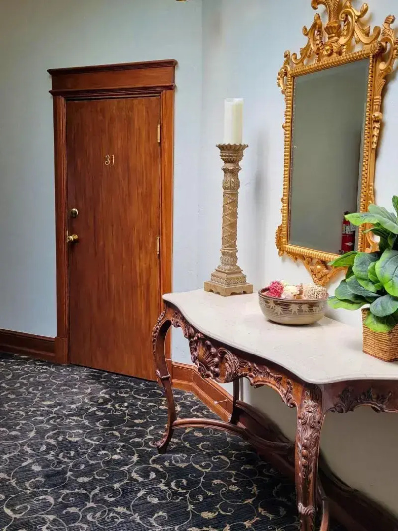 Altland House Inn and Suites