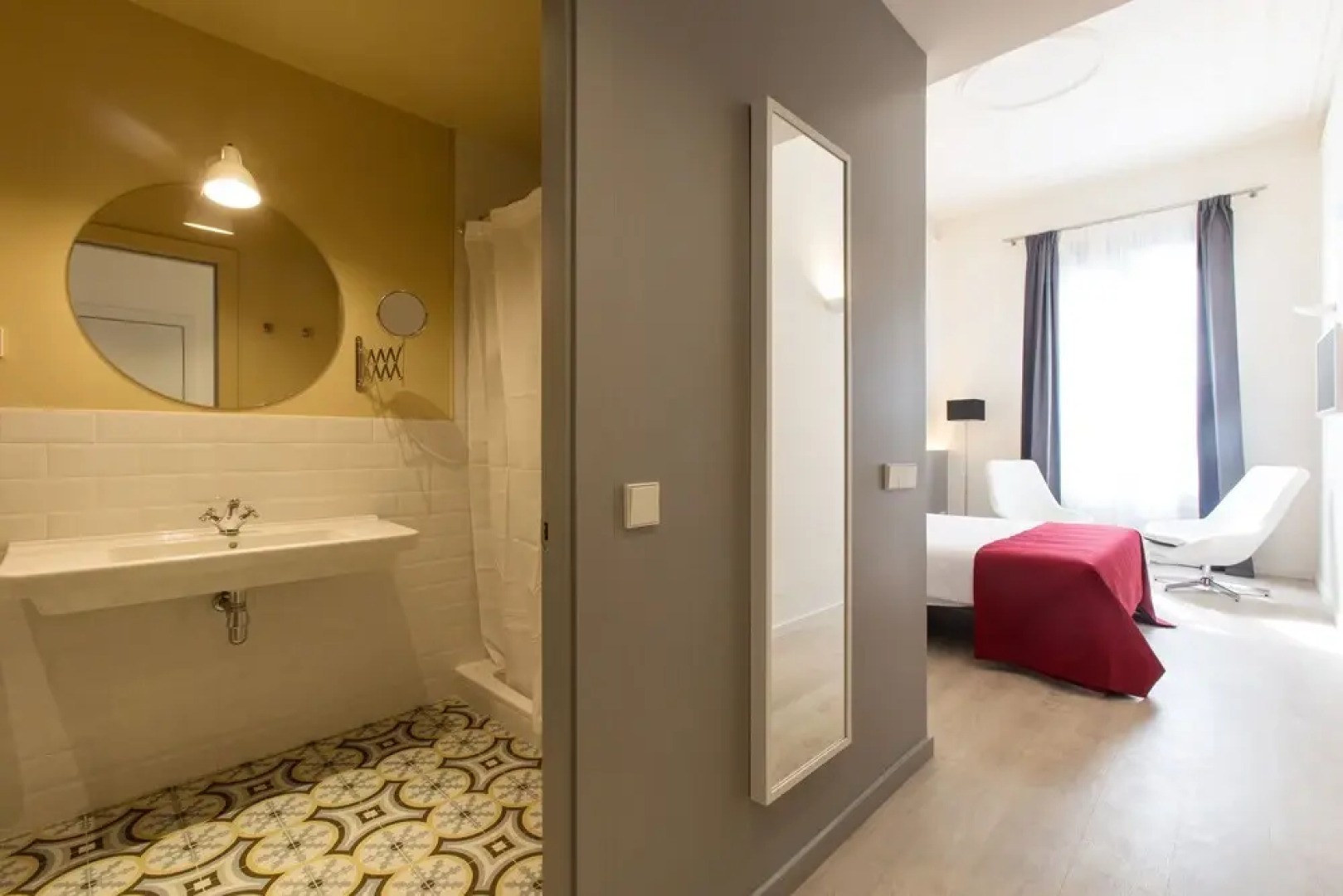 Izaila Plaza Catalunya