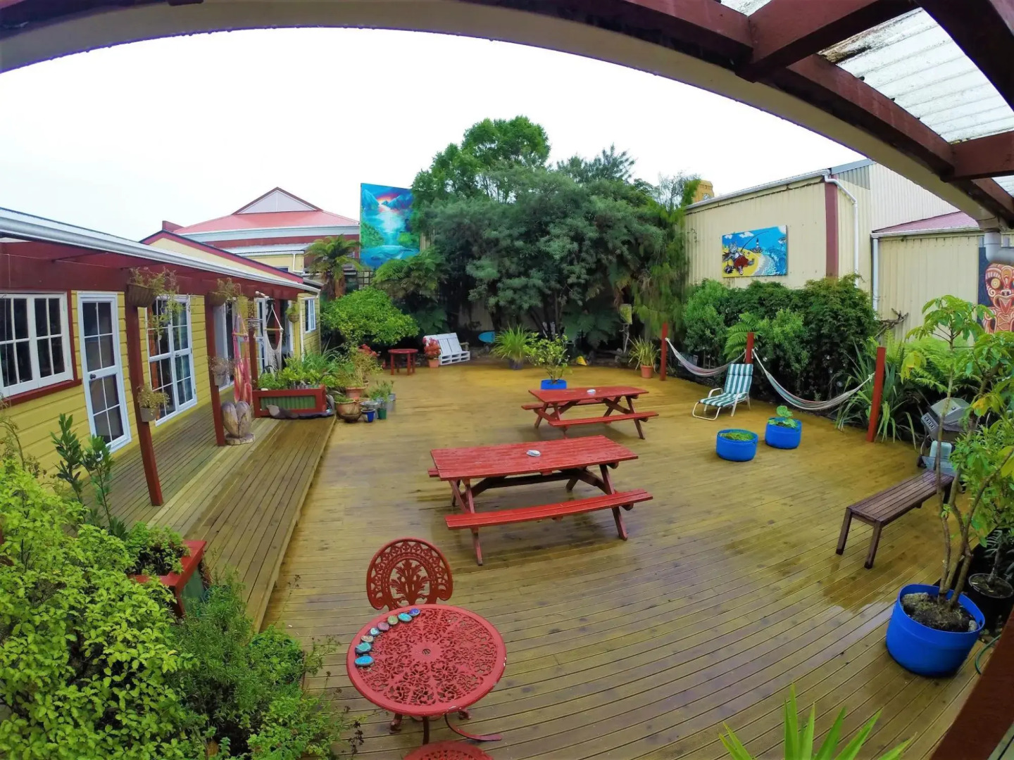 Bazil's Hostel & Surf School