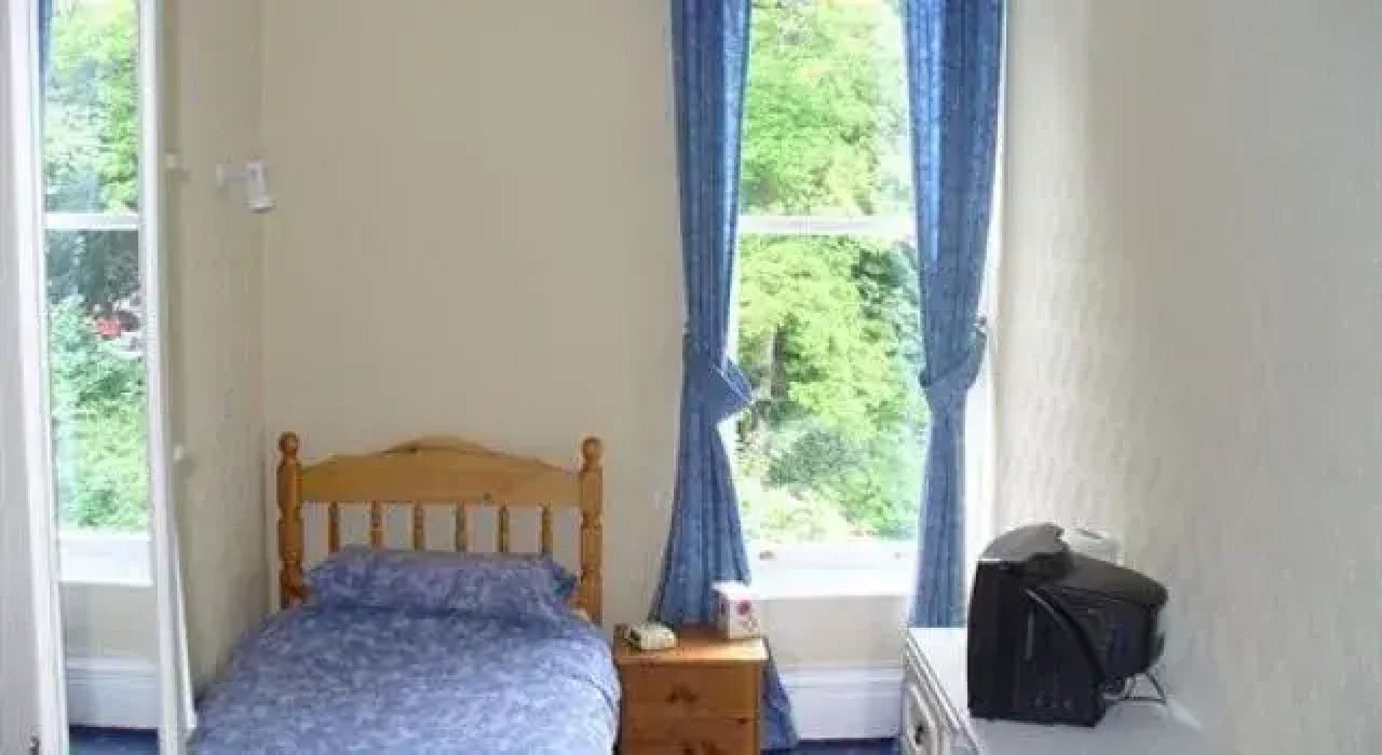 Harewood Lodge Guest house