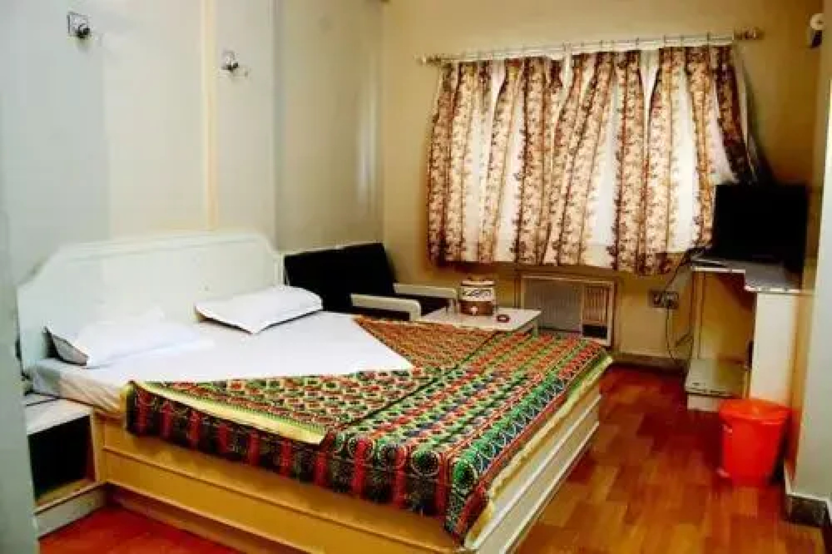 Vandana Hotel