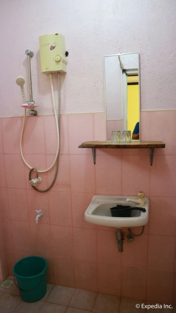 D & A Seaside Cottages