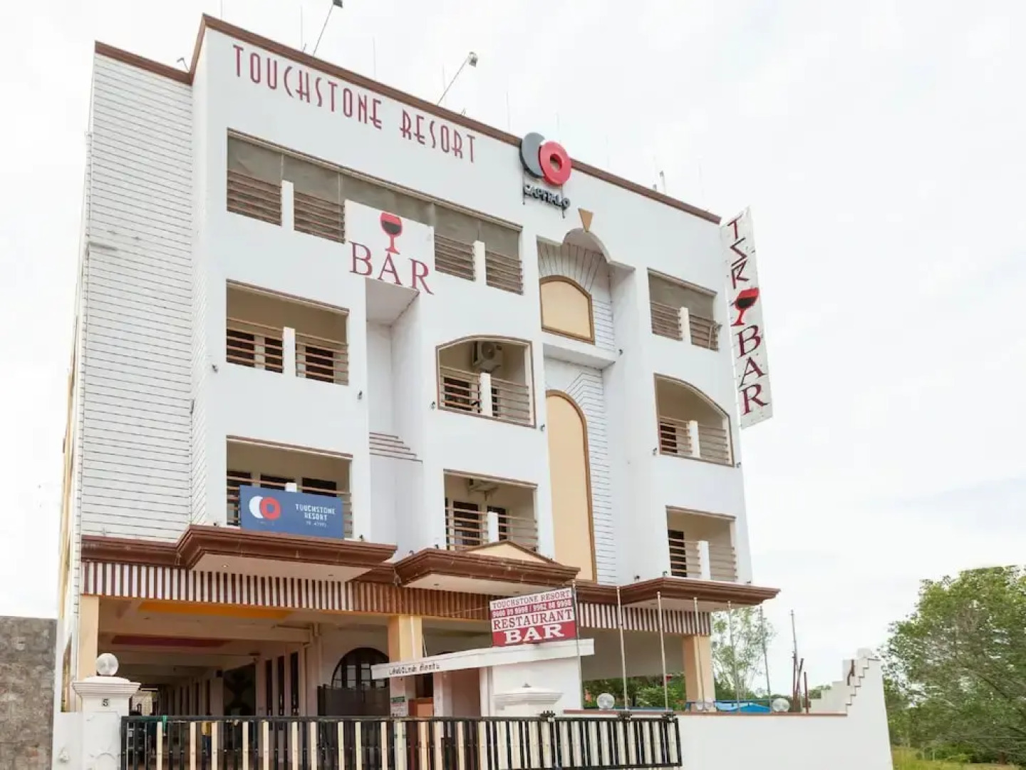 Capital O 43999 Touchstone Resort