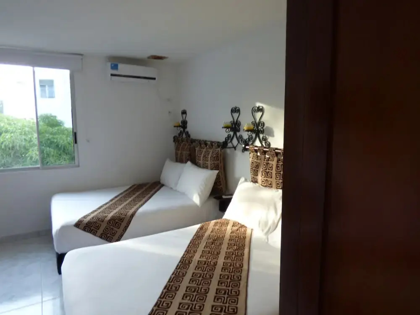 Hotel Mizare II