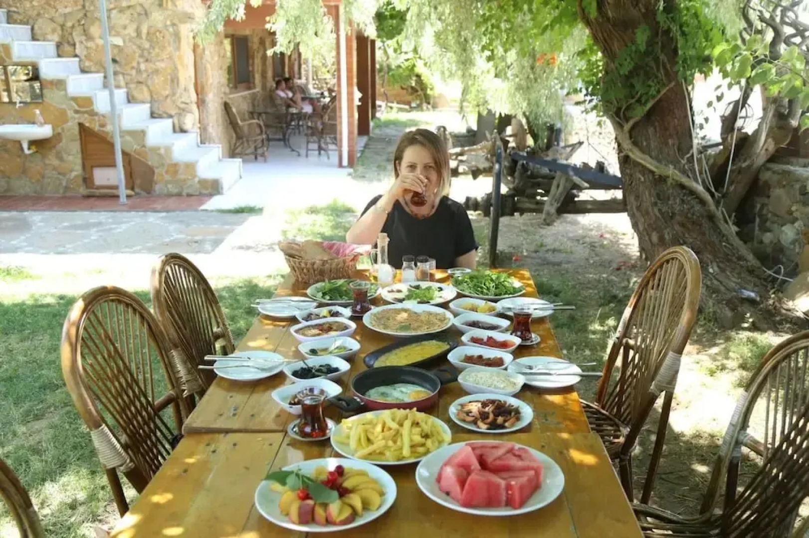 Gokceada Uysallar Köy Evi