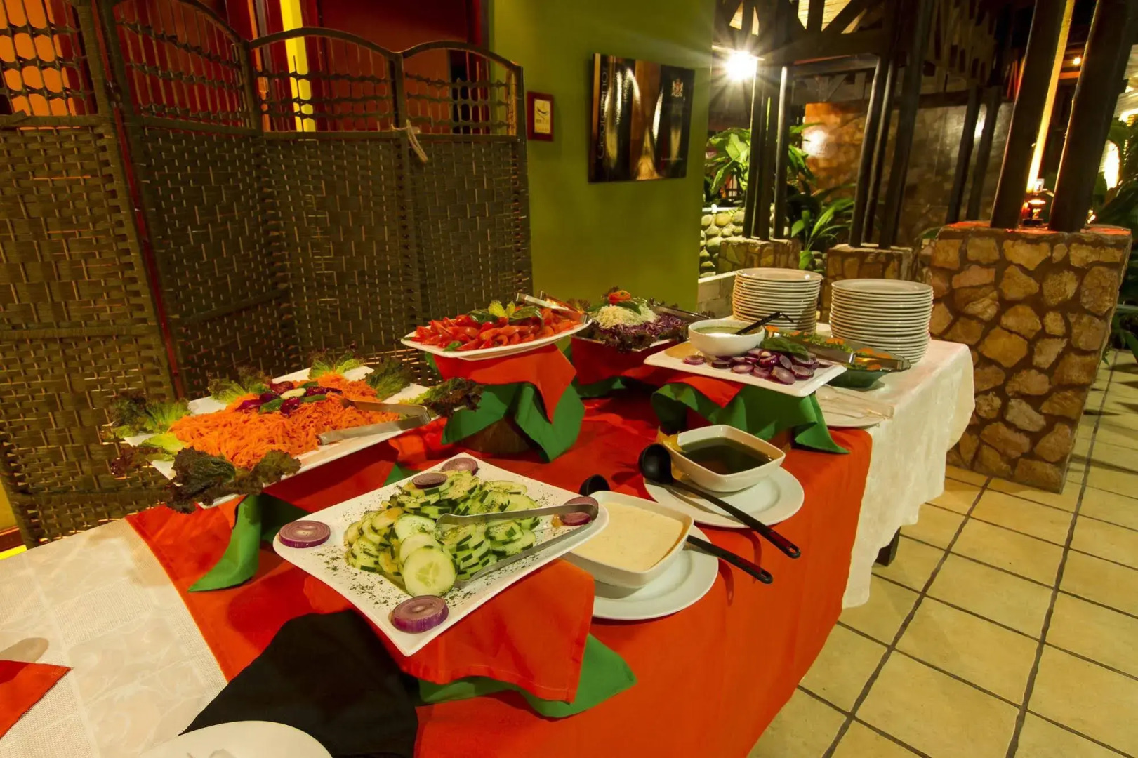 Mountain Paradise Hotel