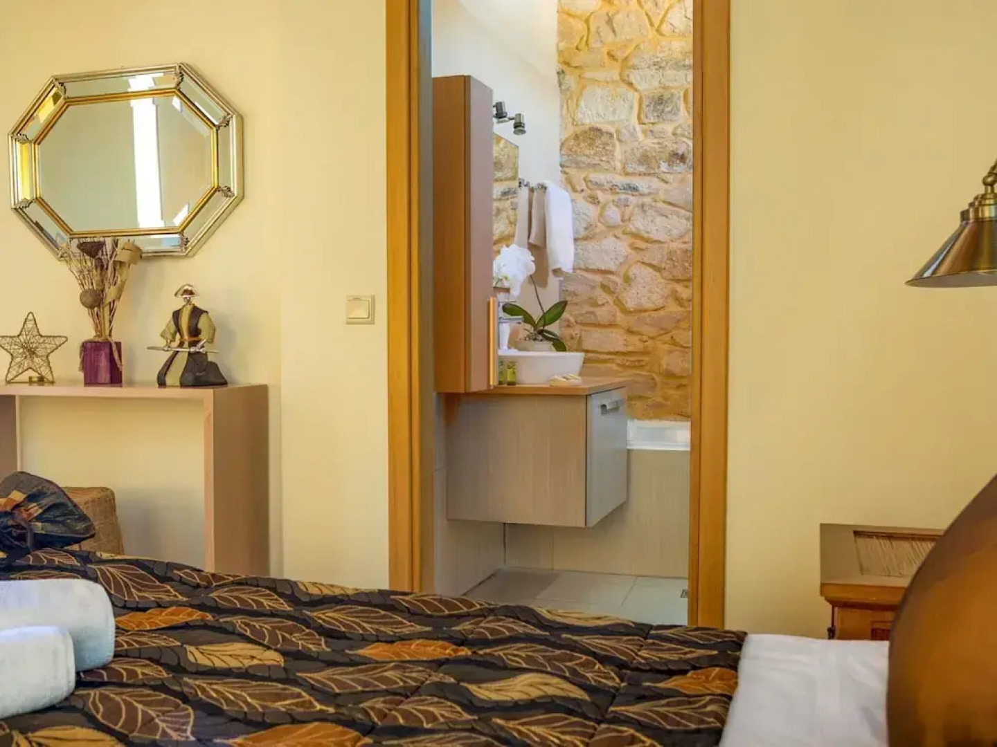 Cozy Holiday Home With Pool and Whirlpool in Maheri