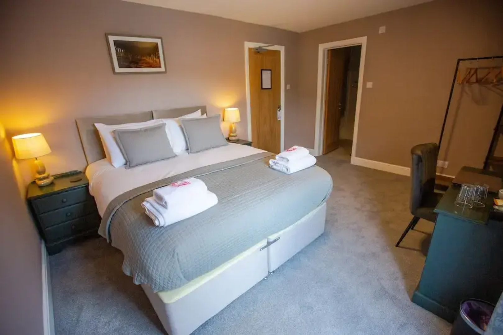 The Woodfalls Inn