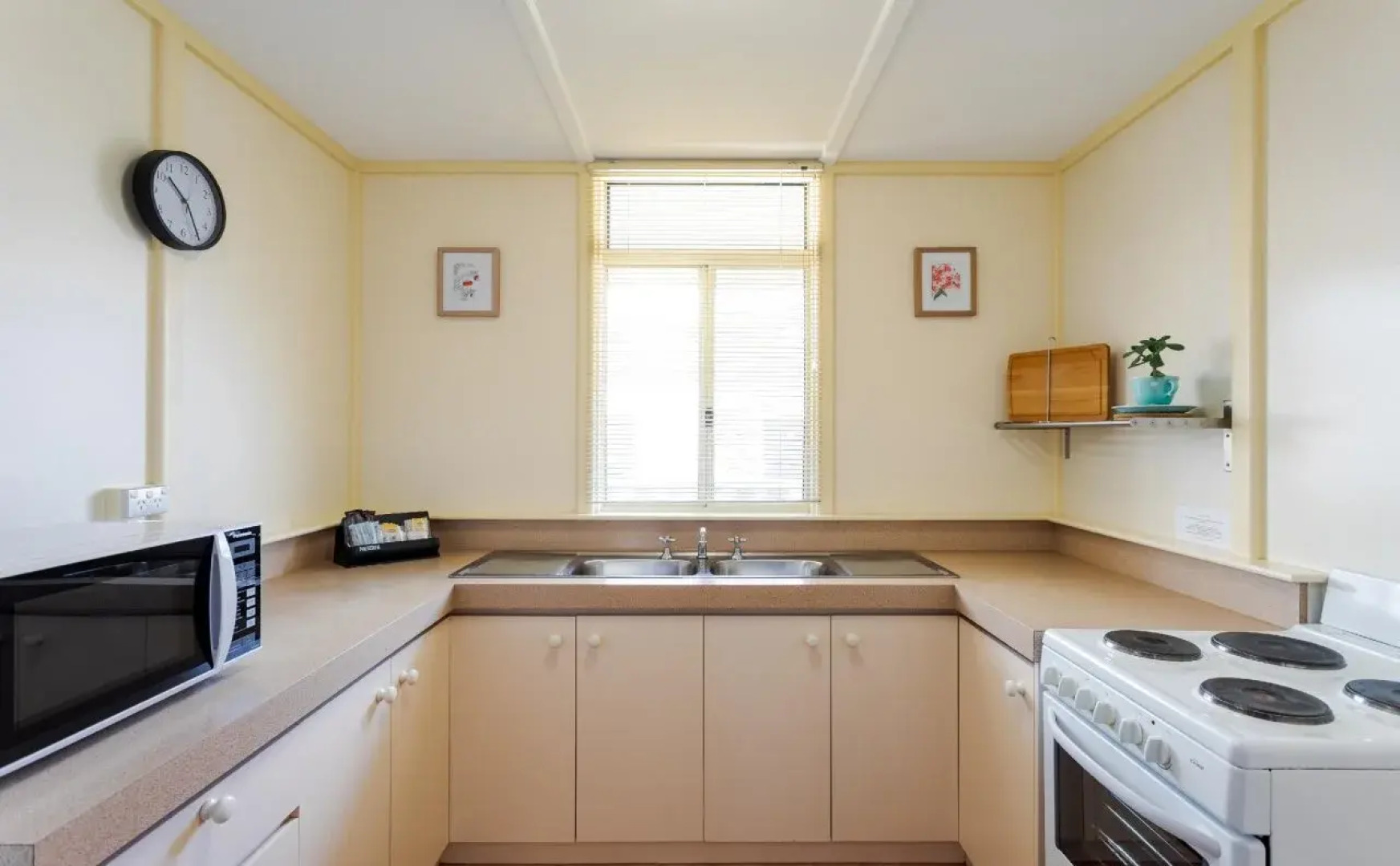 Park Avenue Holiday Units