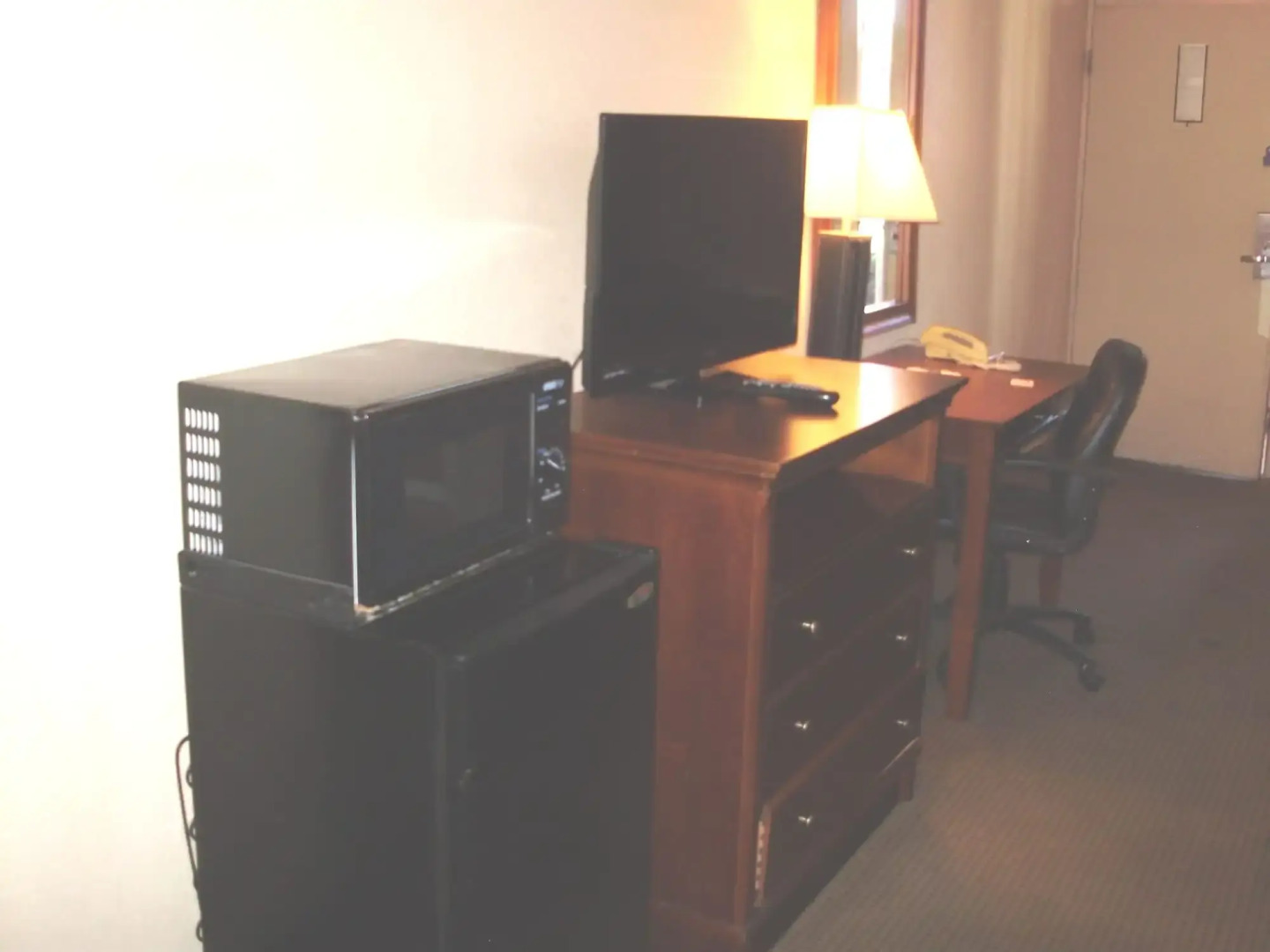 Trade Winds Central Inn