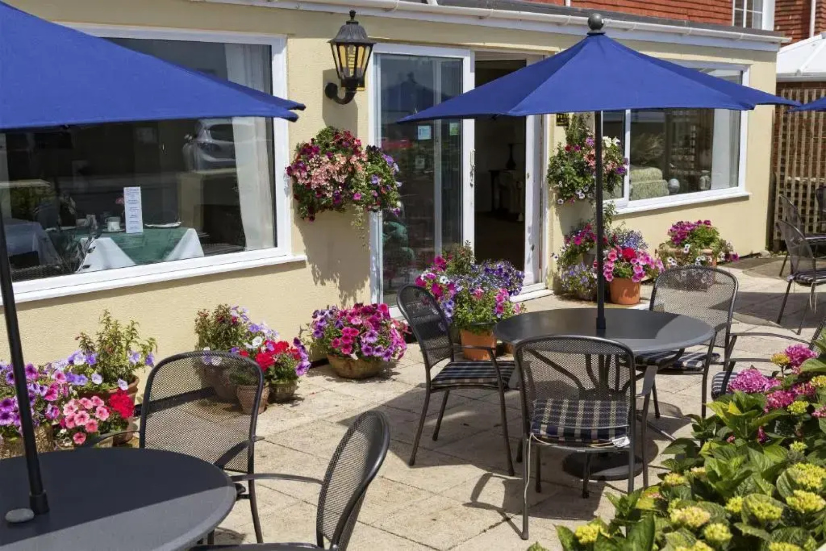 Mariners Beachside B&B