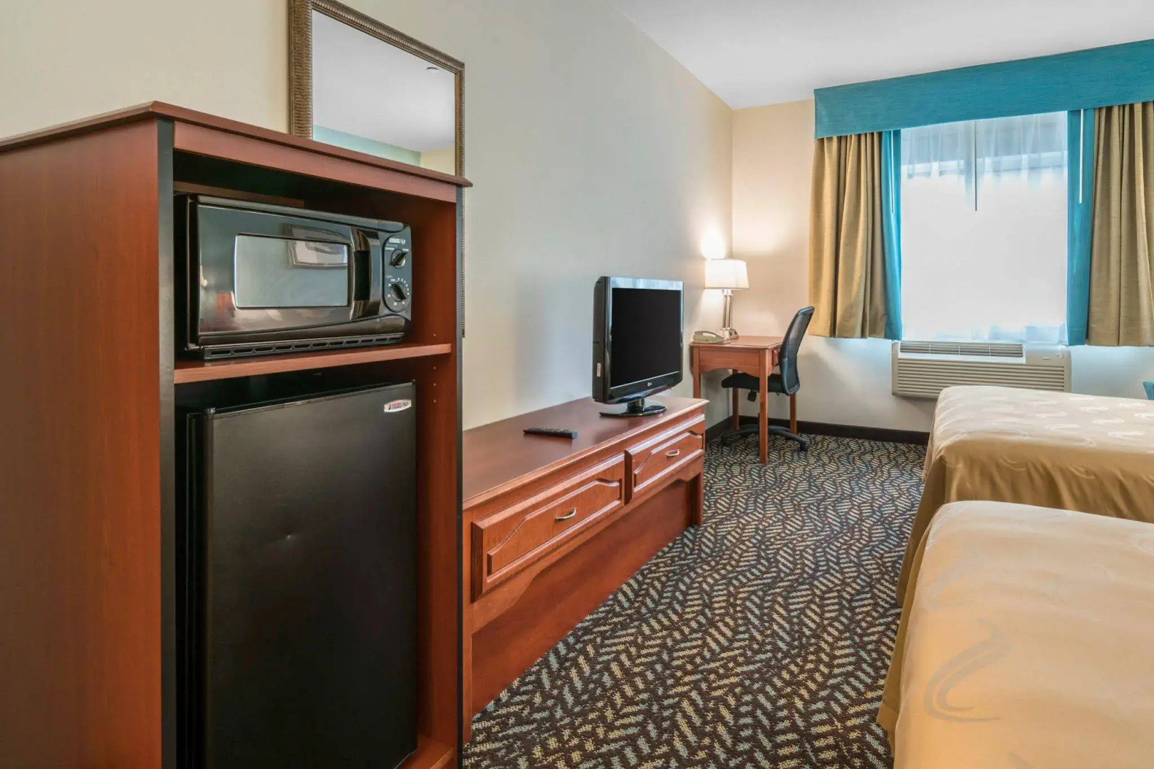 Quality Inn & Suites Sequim at Olympic National Park